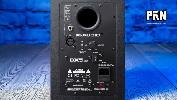 M-Audio BX5 D3 Review: Unboxing the M-Audio BX5 D3