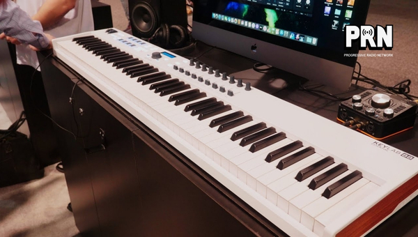 Unpacking the Arturia KeyLab Essential 88