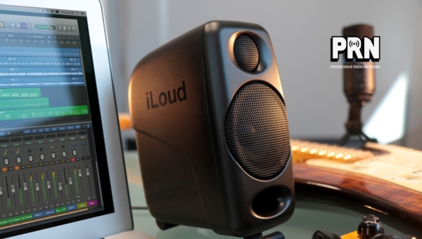 Unpacking the IK Multimedia iLoud Micro Monitors