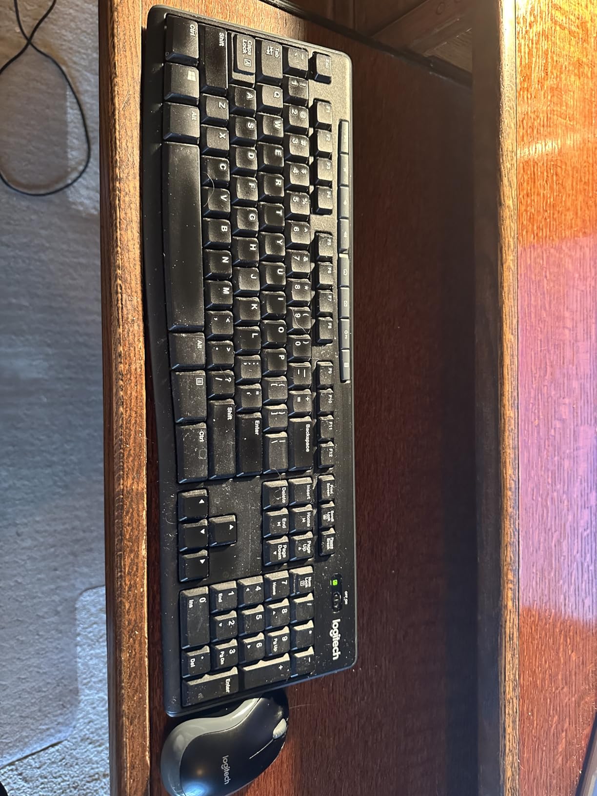 Logitech K270 Wireless Keyboard for Windows, 2.4 GHz Wireless, Full-Size, Number Pad, 8 Multimedia Keys, 2-Year Battery Life, Compatible with PC, Laptop, Black - Customer Photo 1