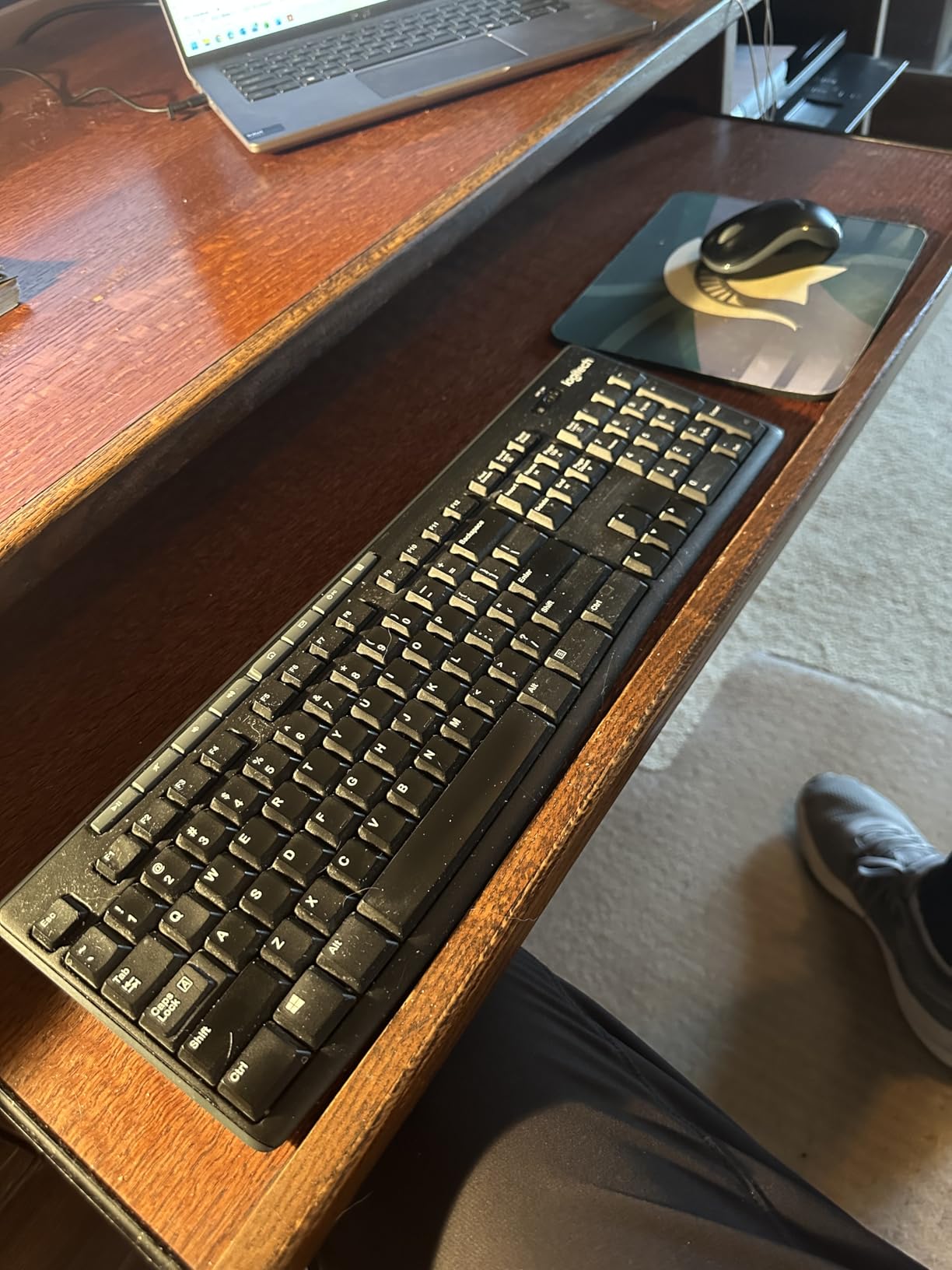 Logitech K270 Wireless Keyboard for Windows, 2.4 GHz Wireless, Full-Size, Number Pad, 8 Multimedia Keys, 2-Year Battery Life, Compatible with PC, Laptop, Black - Customer Photo 2