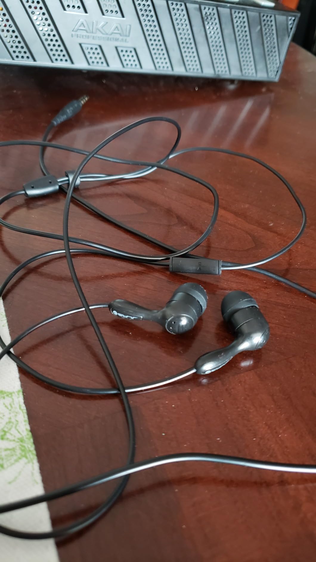Jbuds PRO Premium Metal Earbuds - Titanium - Customer Photo 2