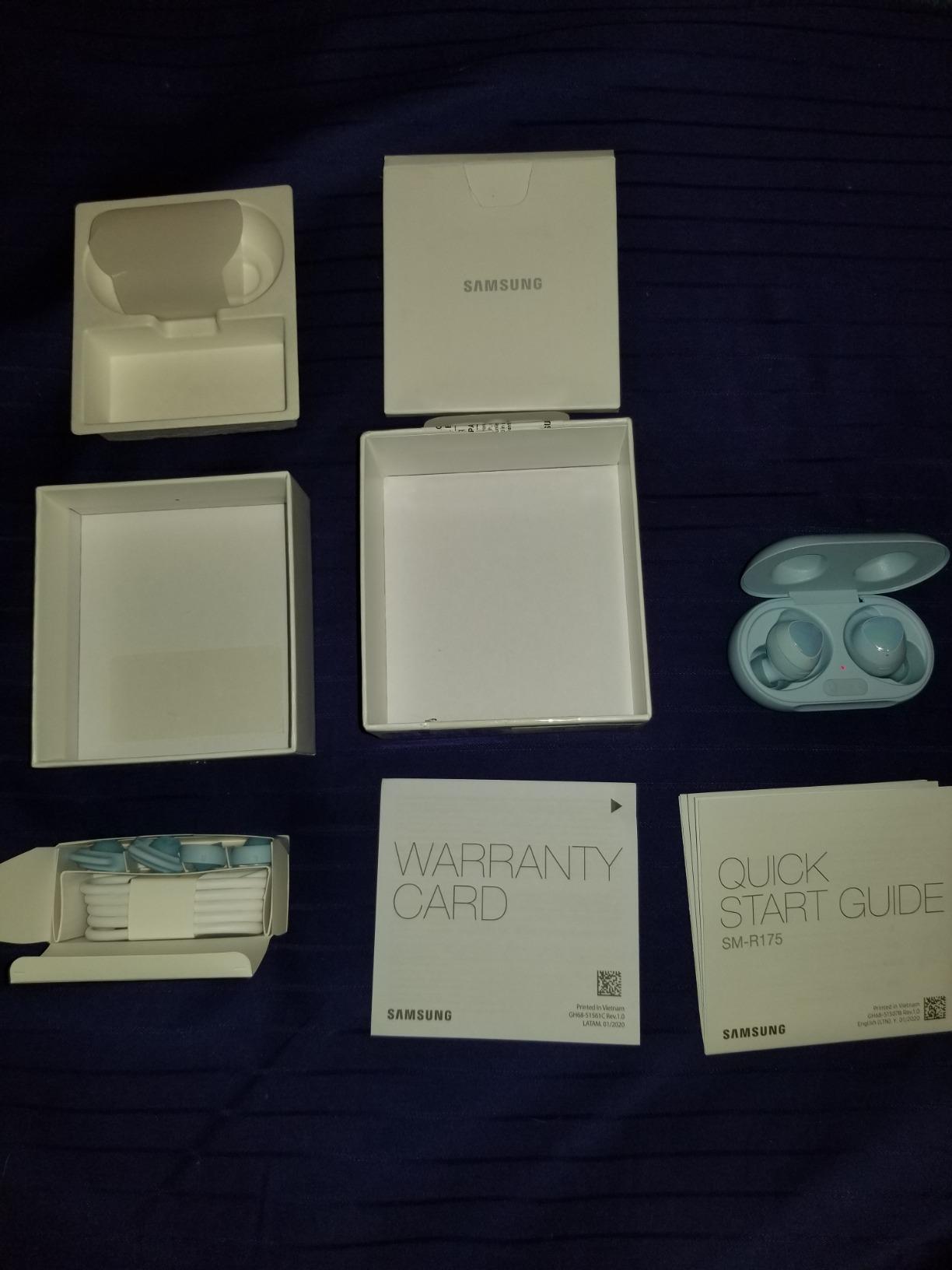 Samsung Galaxy Buds+ Plus, True Wireless Earbuds w/Improved Battery and Call Quality (Wireless Charging Case Included), (International Version) (Cloud Blue) - Customer Photo 3