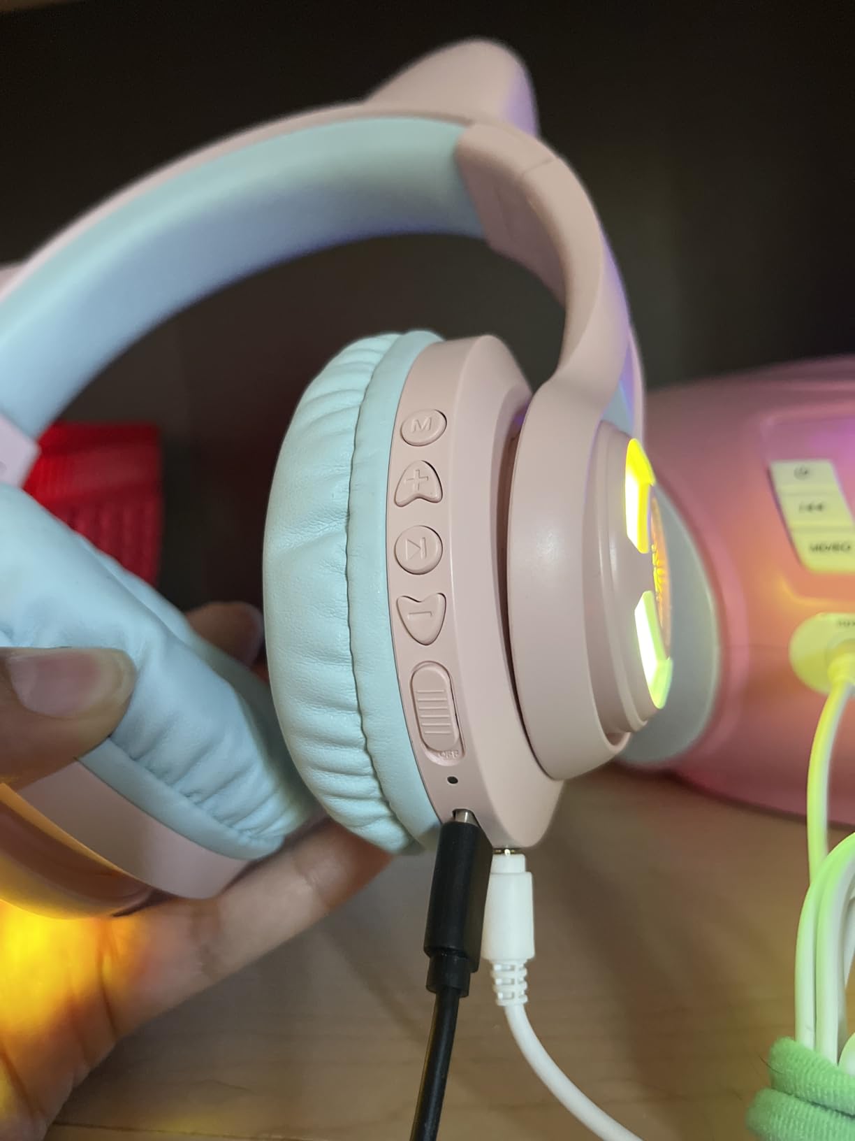 iClever Cat Ear Kids Bluetooth Headphones, LED Lights Up, 74/85dBA Safe Volume Limited, 50H Playtime,Bluetooth 5.2, USB C, Kids Headphones Wireless for Travel iPad Tablet, Meow Macaron Pink - Customer Photo 1