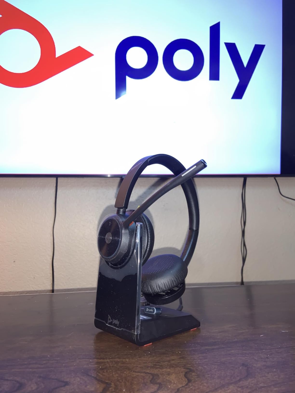 Poly Voyager 4320 UC Wireless Headset (Plantronics) - Stereo Headphones w/Noise-Canceling Boom Mic - Connect PC/Mac/Mobile via Bluetooth - Works w/Teams, Zoom, & More - Amazon Exclusive - Customer Photo 2