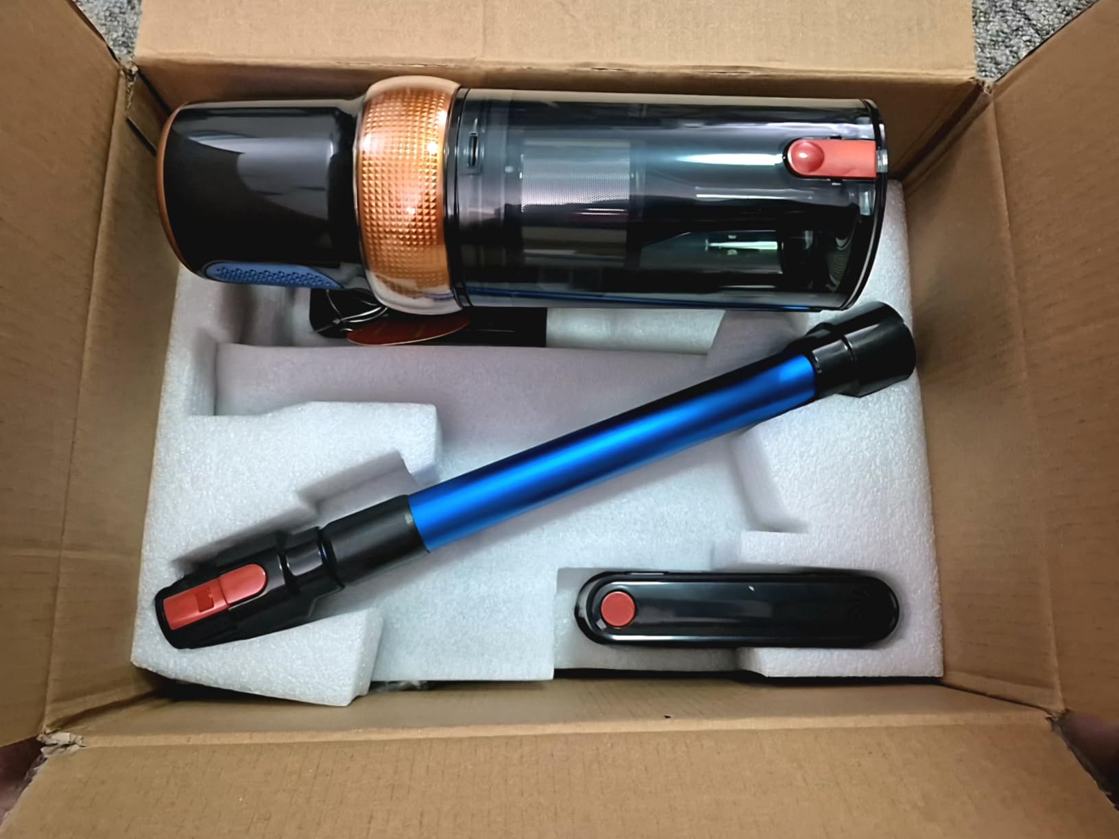 Cordless Vacuum Cleaner, 600W 50KPA 65Mins Vacuum Cleaners for Home, Upgraded Stick Vacuum with Extra Mattress Cleaning Tool, Self-Standing, Anti-Tangled Vacuum Cordless for Pet Hair/Floors/Carpets Customer Review Cordless Vacuum Cleaner, 600W 50KPA 65Mins Vacuum Cleaners for Home, Upgraded Stick Vacuum with Extra Mattress Cleaning Tool, Self-Standing, Anti-Tangled Vacuum Cordless for Pet Hair/Floors/Carpets - Customer Photo 2