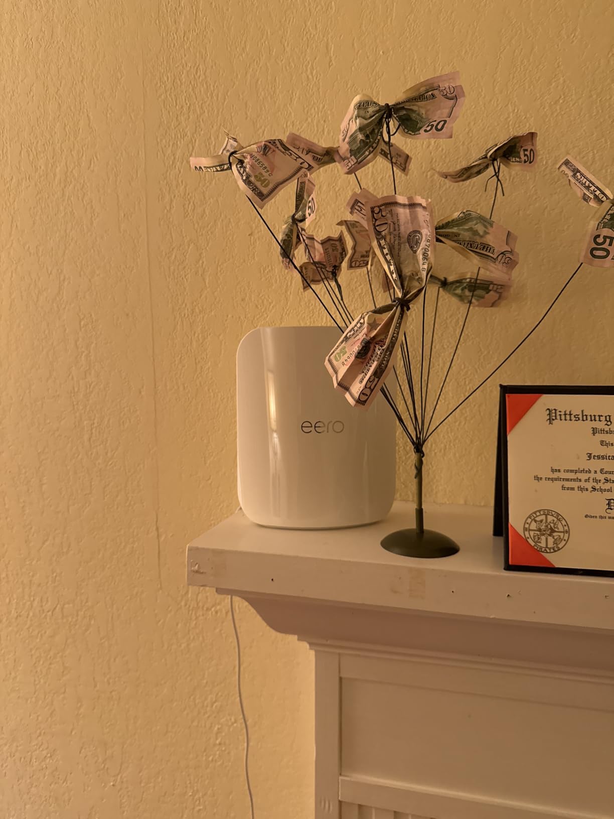 Amazon eero Max 7 mesh wifi router (newest model) - Supports internet plans up to 10 Gbps, Coverage up to 2,500 sq. ft., Connect 250+ devices, 1-pack customer photo 1