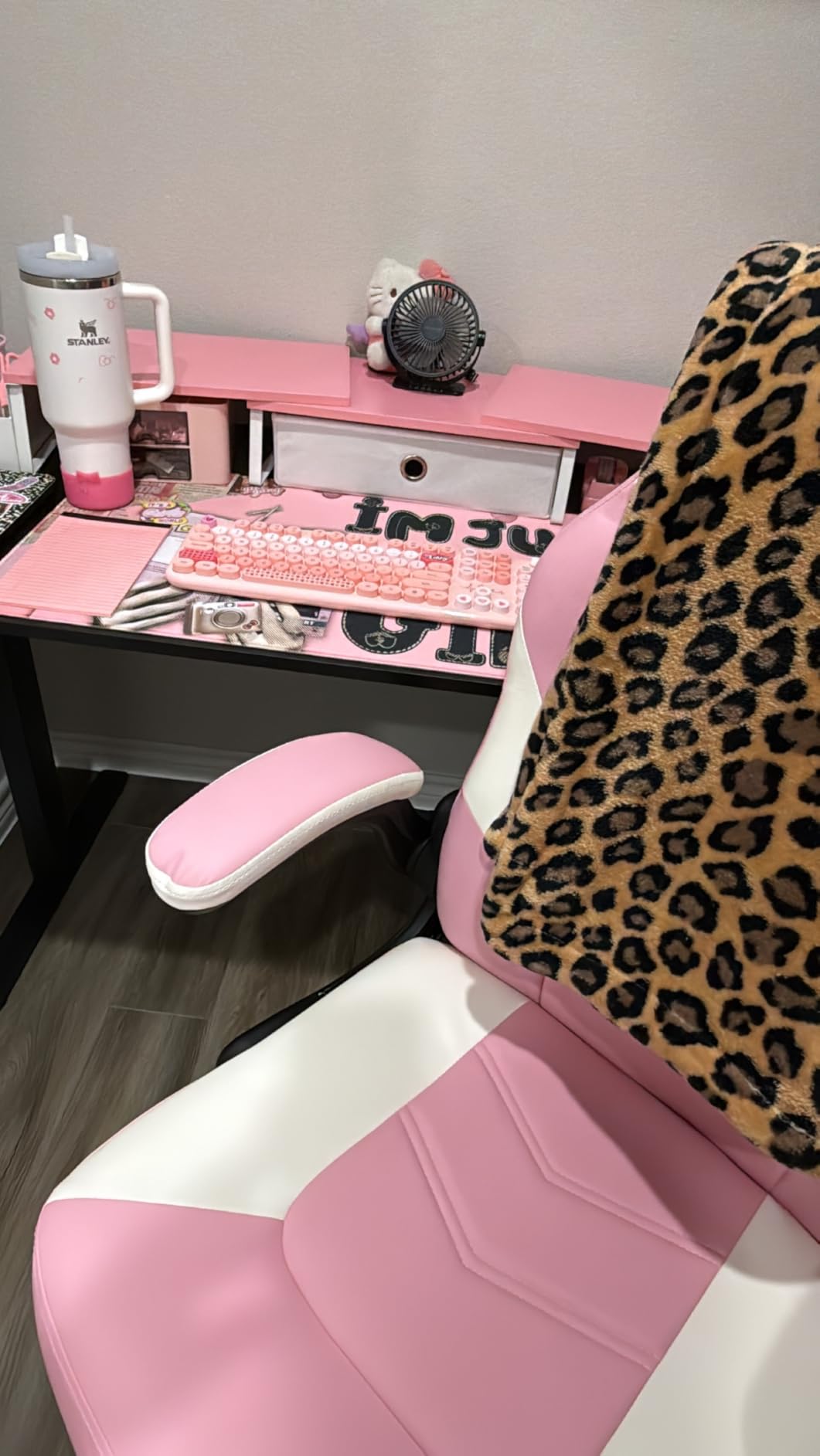 N-GEN Video Gaming Chair Ergonomic Computer Desk Office Chair with Lumbar Support Adjustable Height Swivel Wheels Flip-Up Arms PU Leather Home and Office (Black) customer photo 2