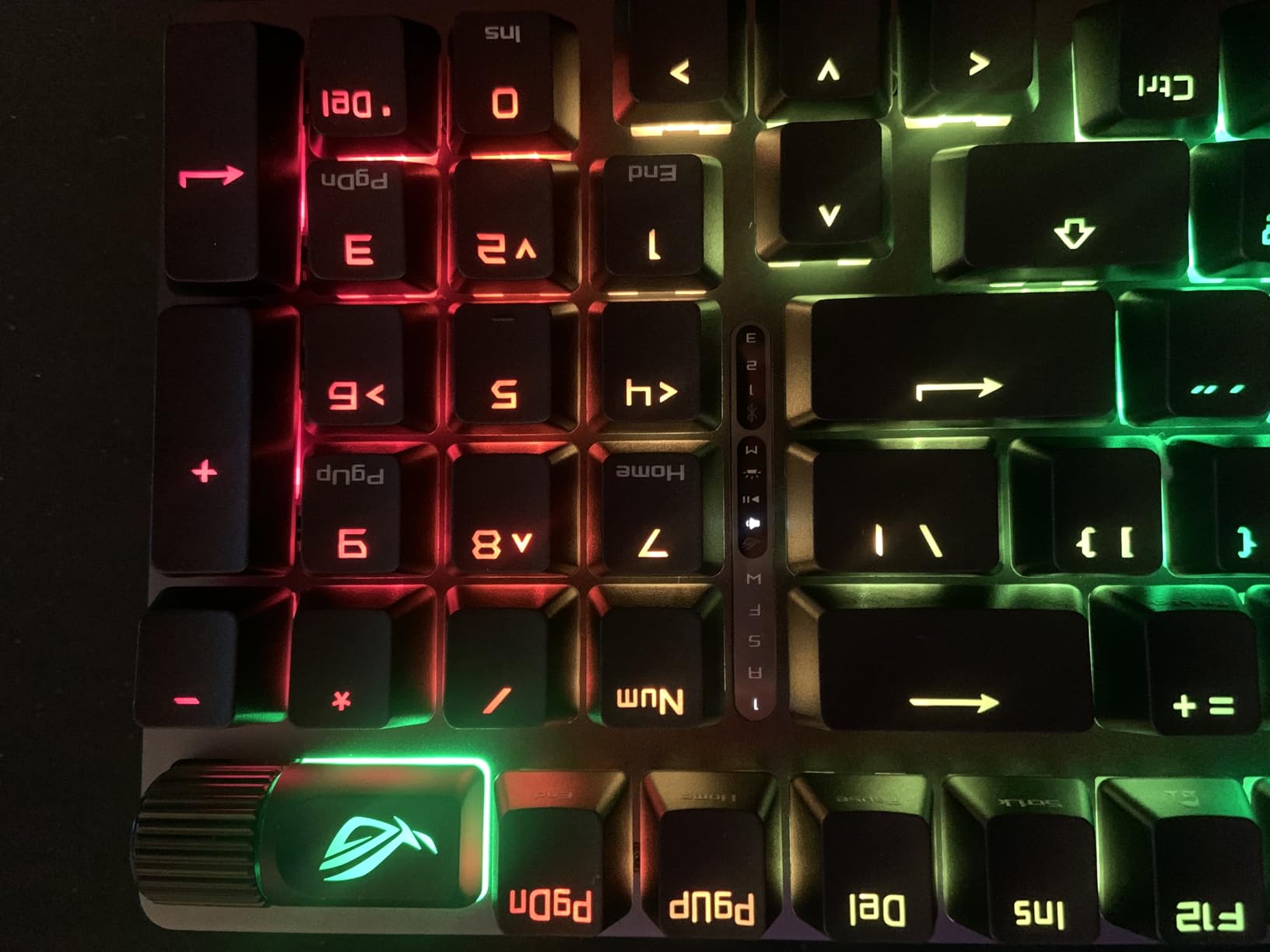ROG Strix Scope II 96 Wireless Mechanical Gaming Keyboard - 96% Full-Size, Tri-Mode Connectivity, Hot Swappable Pre-lubed ROG NX Snow Linear Switches, PBT Keycaps, RGB, PC/Mac Support-Black customer photo 2