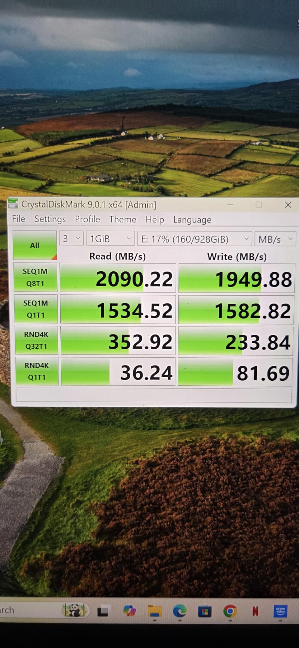 Samsung T9 Portable SSD 1TB, USB 3.2 Gen 2x2 External Solid State Drive, Seq. Read Speeds Up to 2,000MB/s for Gaming, Students and Professionals, MU-PG1T0B/AM, Black customer photo 1