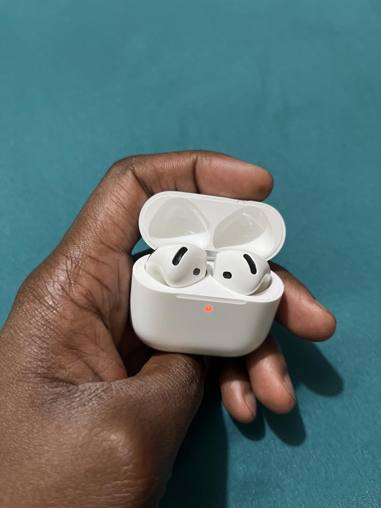 Apple AirPods 4 Wireless Earbuds with Active Noise Cancellation, Adaptive Audio, Personalized Spatial Audio, USB-C Charging Case, H2 Chip customer photo 2