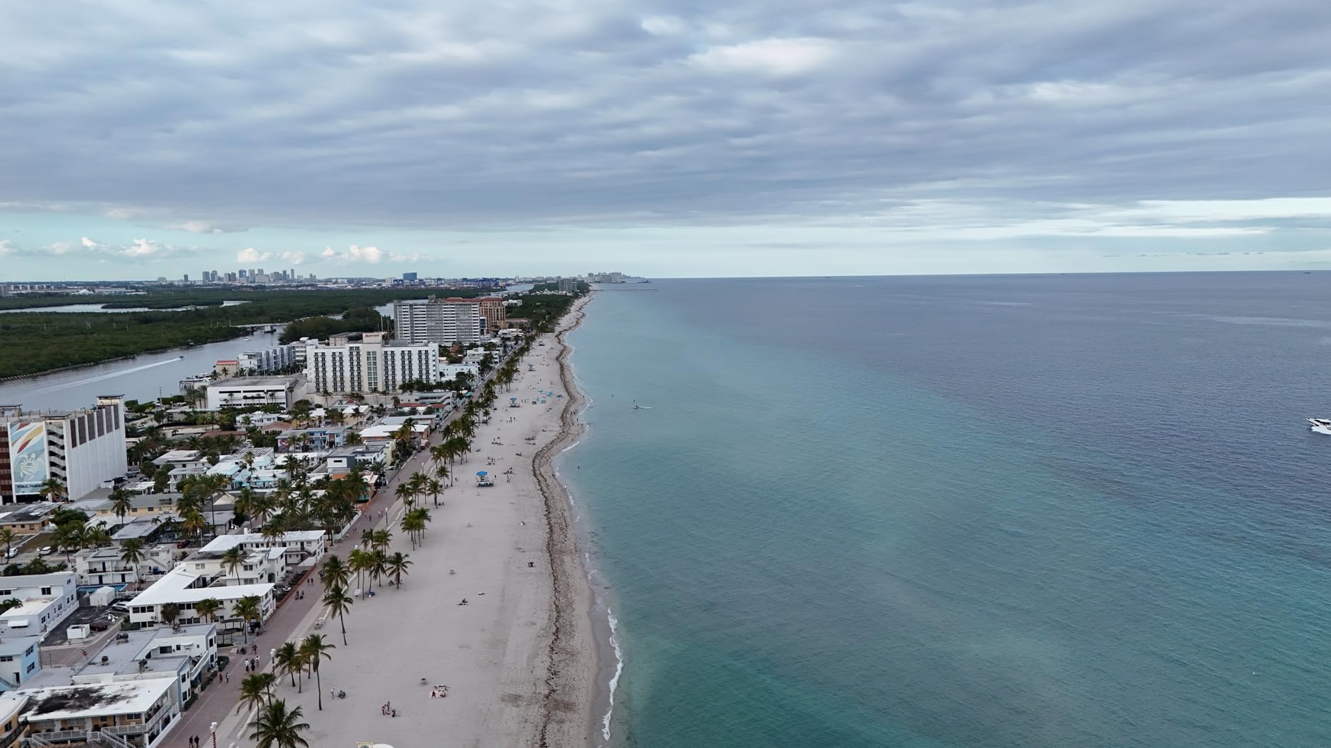 DJI Flip Fly More Combo With RC 2 Screen Remote Controller customer photo 2