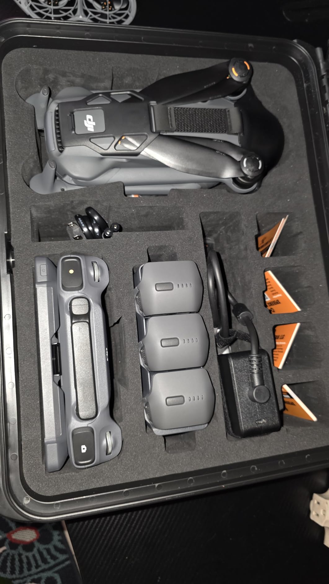 DJI Mavic 4 Pro Drone with DJI RC 2, Flagship Tri-Camera Drone with 100MP 4/3 CMOS Hasselblad Camera, for Professionals, 30km/18.6mi Video Transmission, 51-Min Max Flight Time customer photo 1