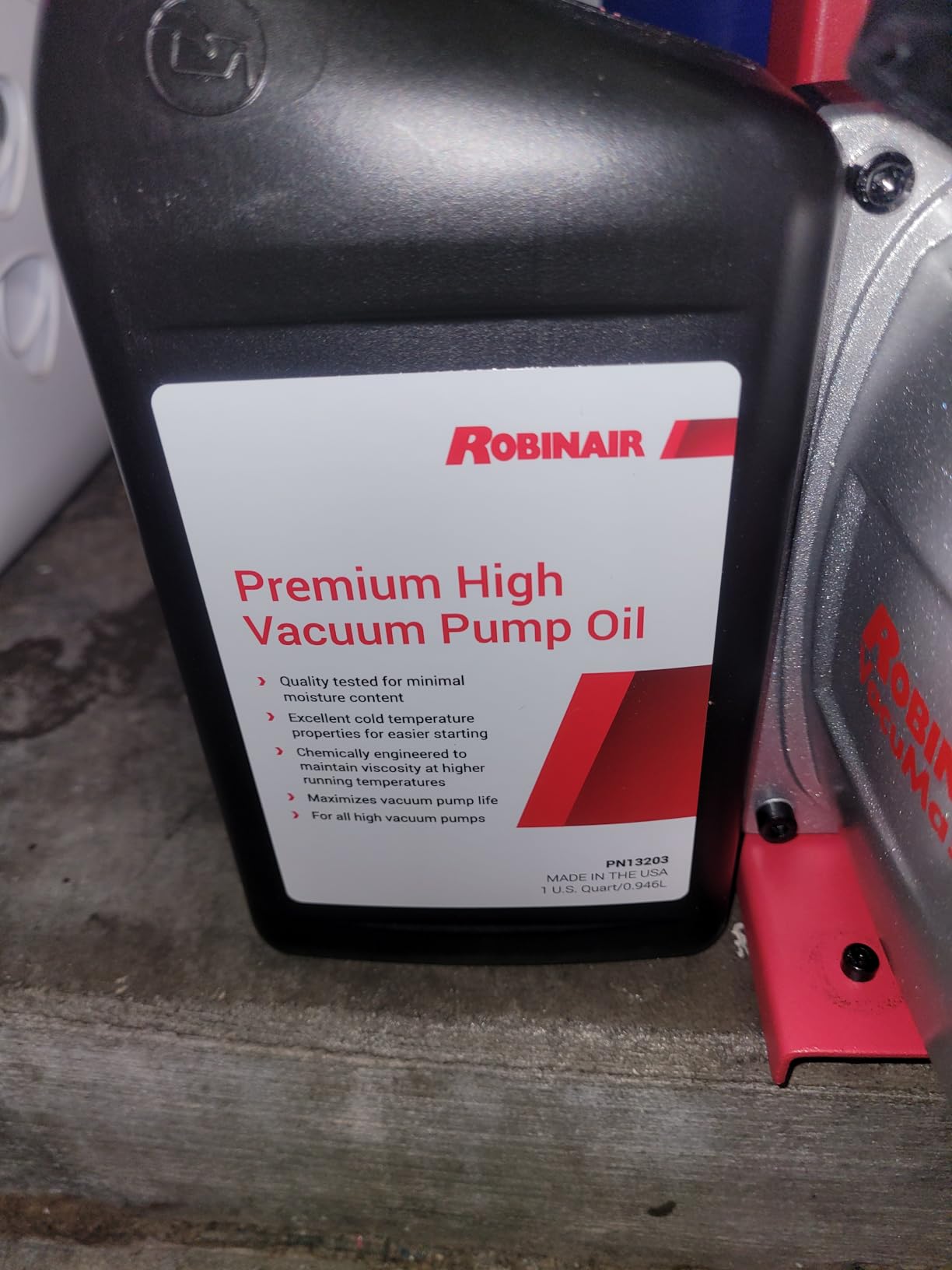Robinair 15500 VacuMaster Vacuum Pump for Air Conditioning and Refrigeration Service; 2-Stage Pump, 5 CFM Free Air Displacement, 1/3HP 115V/60HZ Motor, 35 Micron Rating customer photo 1