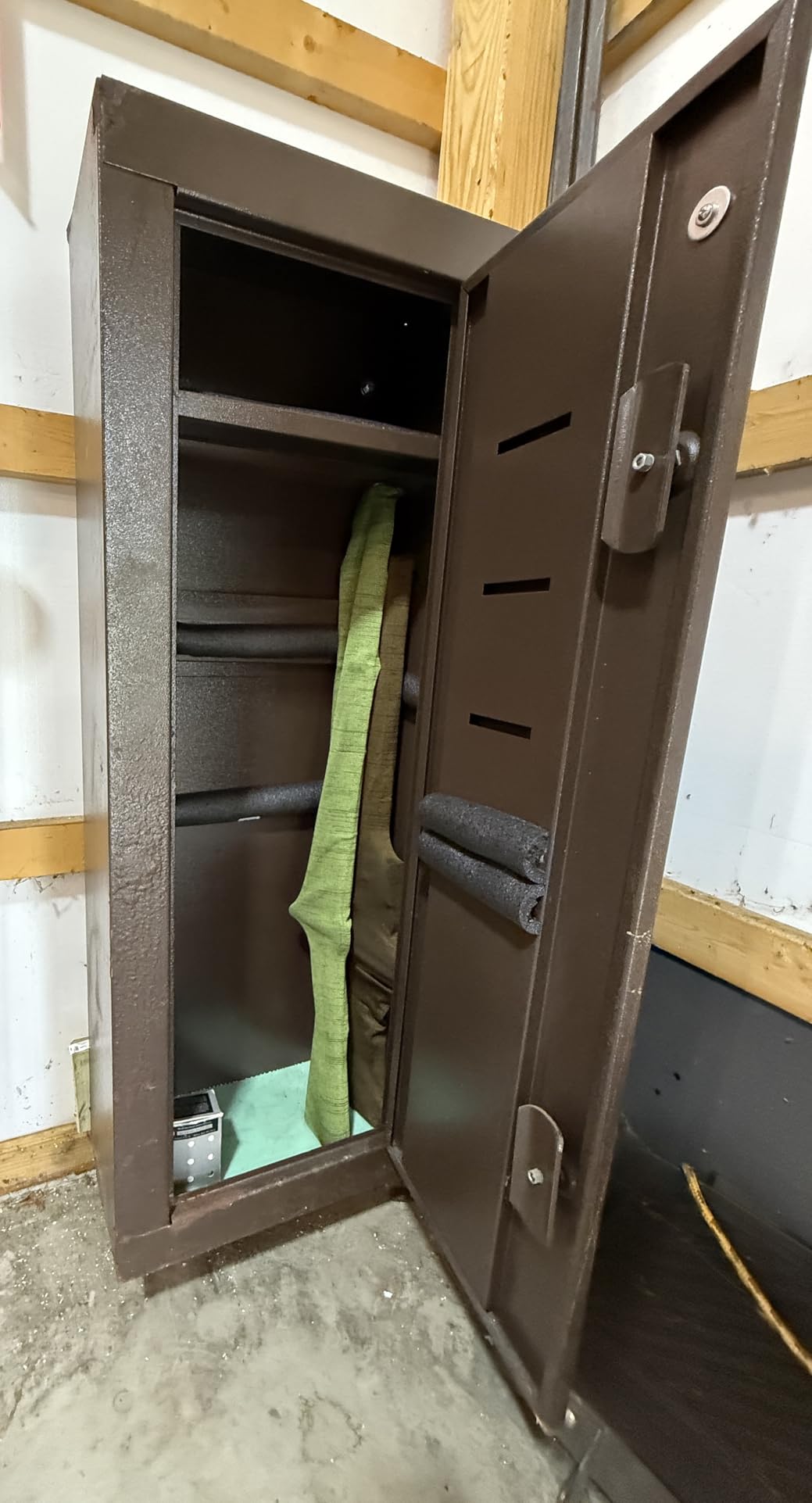 PEET Dryer, SafeKeeping Dryer and Dehumidifier for Gun Safes and Storage Cabinets customer photo 2
