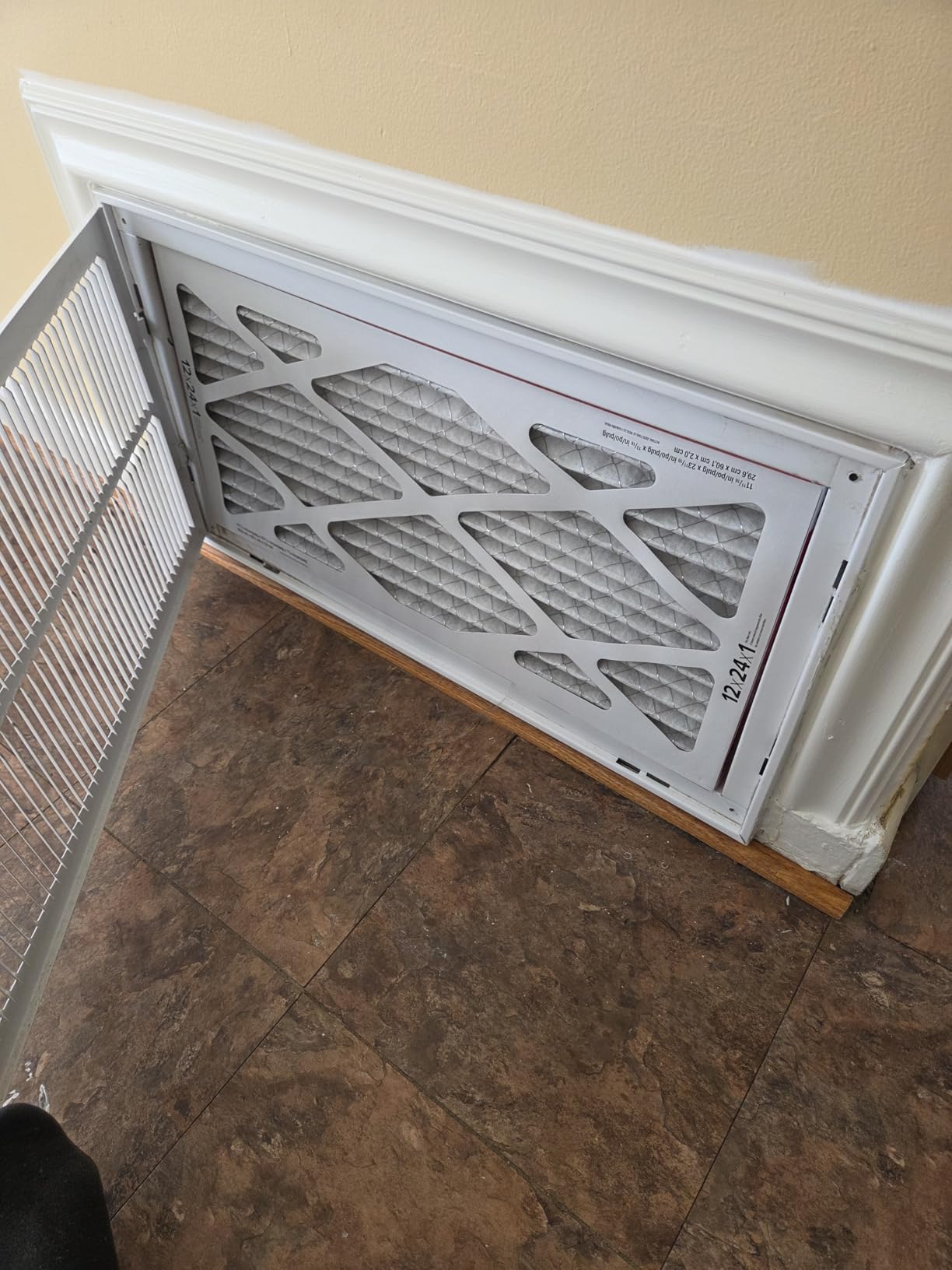 Filtrete 12x24x1 AC Furnace Air Filter, MERV 11, MPR 1000, Micro Allergen Defense, 3-Month Pleated 1-Inch Electrostatic Air Cleaning Filter, 2 Pack (Actual Size 11.719 x 23.72 x 0.85 in) customer photo 2