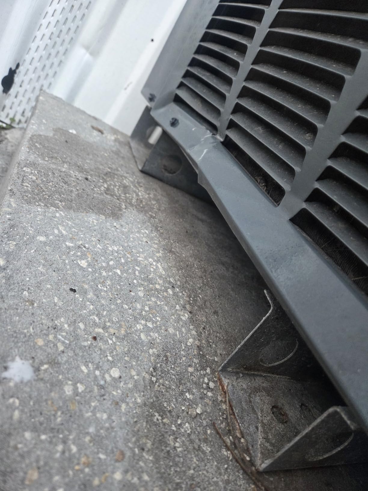 Goodman 3 Ton 14 Seer Package Heat Pump GPH1436H41 customer photo 2