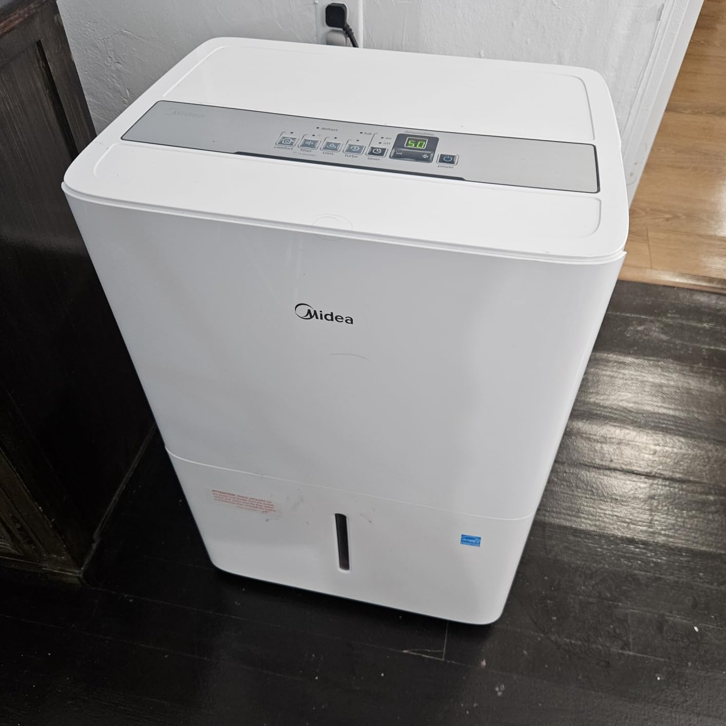 Midea 4,500 Sq. Ft.Dehumidifier for Basement, With Reusable Air Filter 50 Pint - Ideal For Basements, Large & Medium Sized Rooms, And Bathrooms (White) customer photo 1