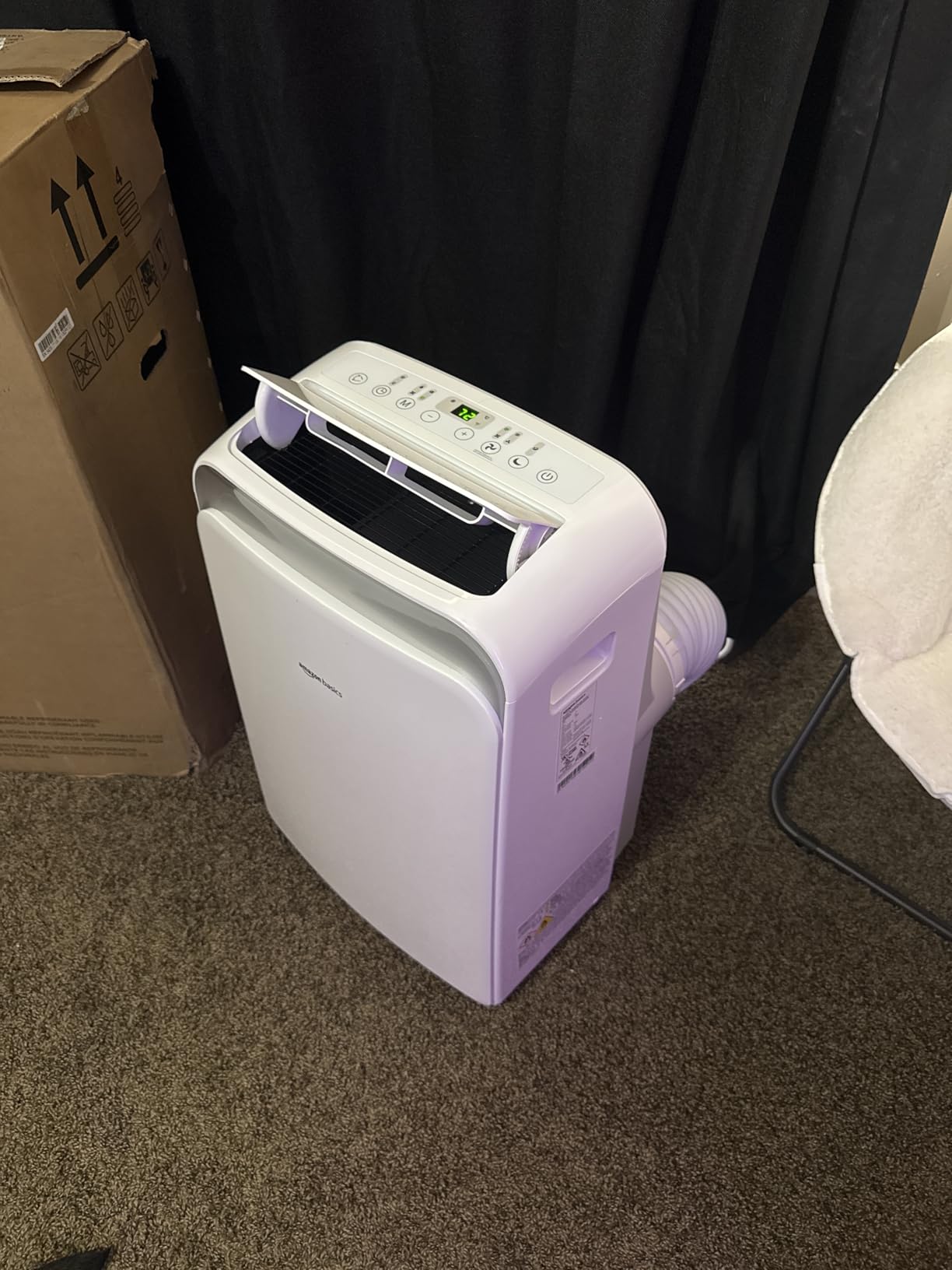Amazon Basics 4-In-1 Portable Air Conditioner with Remote, Timer, Sleep Mode, Auto Swing, Cool/Heat/Dry/Fan-Only Functions, 13500 BTU (ASHRAE), Cools Up to 550 Sqf, Energy Saving, White customer photo 2