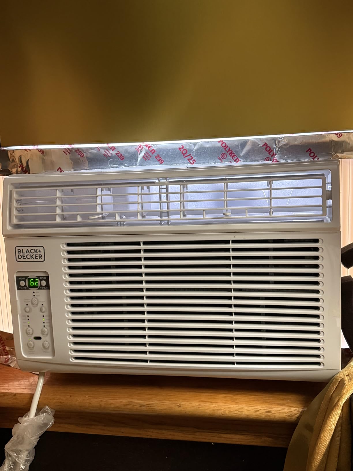 BLACK+DECKER Window Air Conditioner 8000 BTU, AC Window Unit Cools Up to 350 Square Feet, AC Unit with Remote Control, 3 Cooling Speeds and Fan Only Function, BD08WT6, White customer photo 2