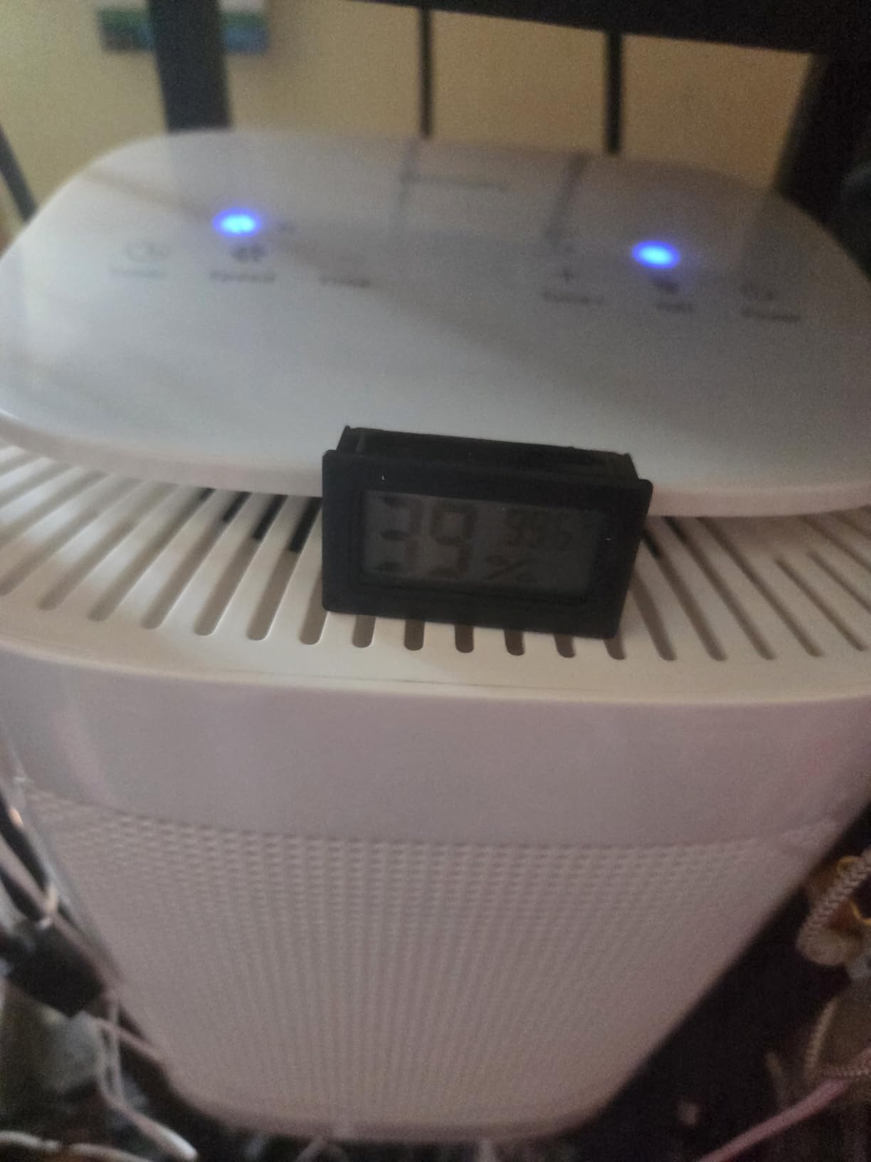 Dehumidifier and Air Purifier Combo,HEPA H13 Filter and Negative Air Ion Function,54oz(1600ML) Water Tank with Drain Hose,24hrs Auto-Off Timer,Idea for Bedroom,Bathroom,Closet,RV customer photo 1