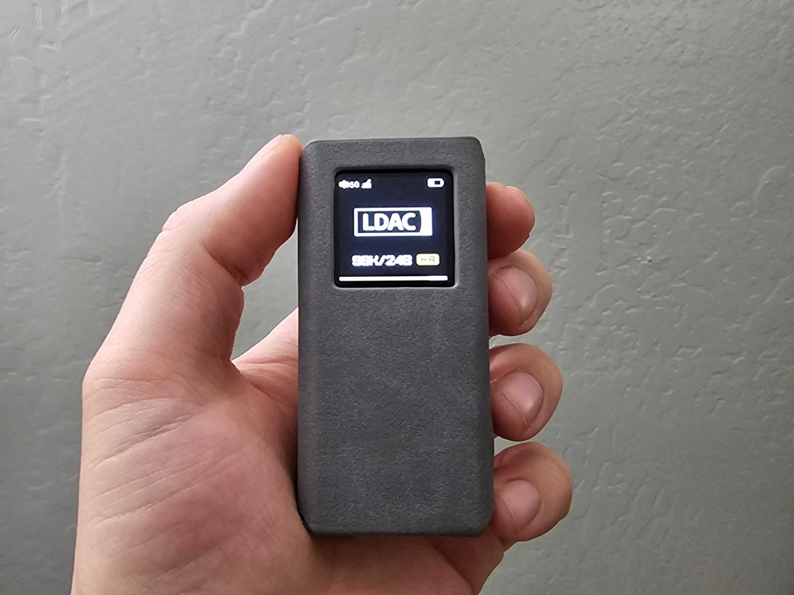FiiO BTR7 Headphone Amp Bluetooth Receiver High Resolution Portable DAC Supports MQA/LDAC/aptX HD 384K/32Bit DSD256 for Phone/PC/Car/Home Audio(Titanium) customer photo 2