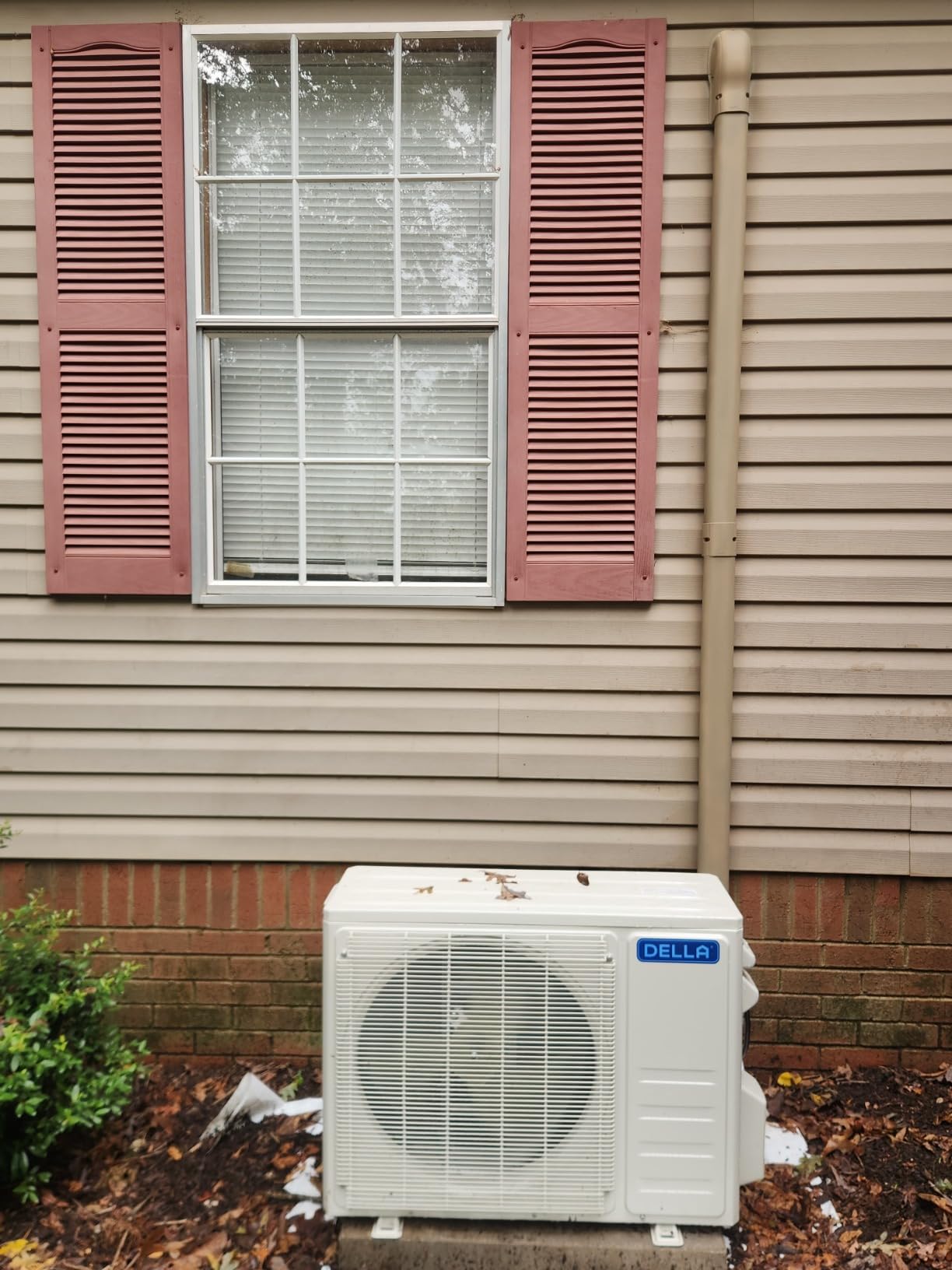 DELLA Vario Series 18000 BTU Wifi Mini Split AC, Work with Alexa 21 SEER2 Cools Up to 1000 Sq.Ft, Energy Efficient 230V Ductless Inverter System with 1.5 Ton Pre-Charged Heat Pump & 16.4ft Kit customer photo 2