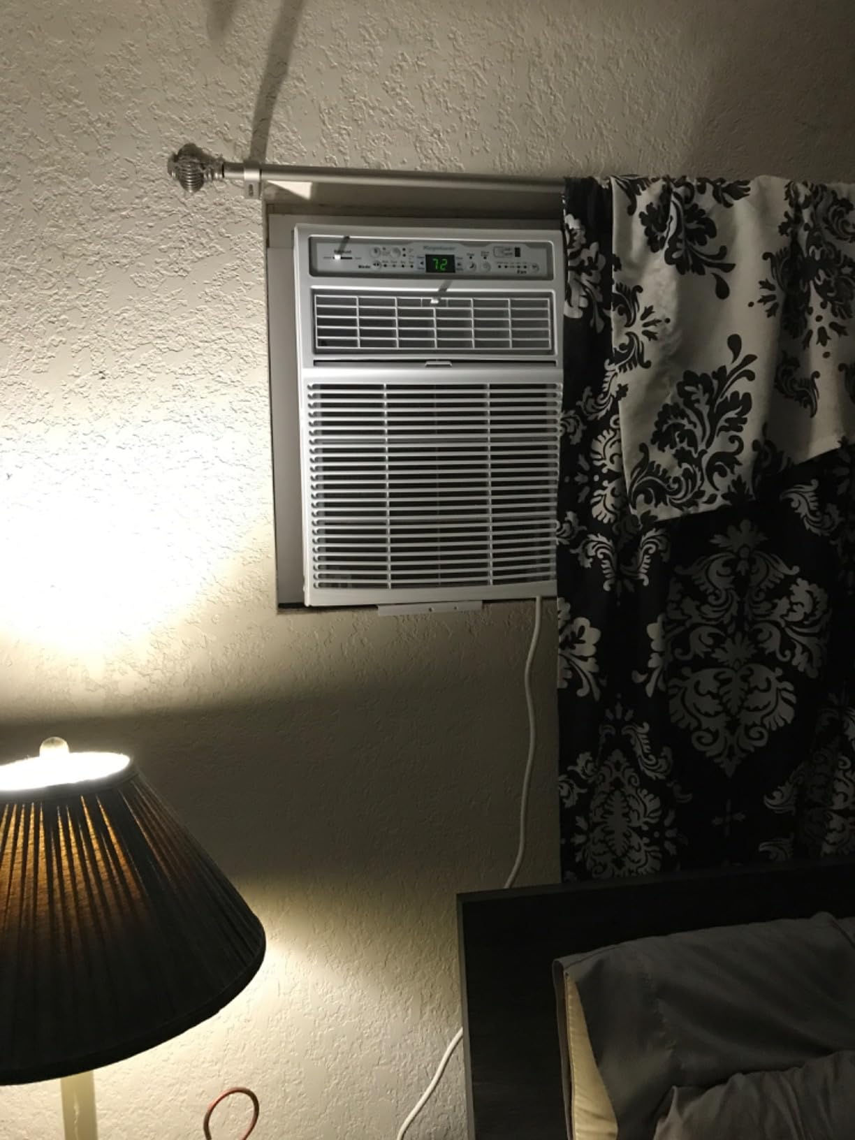 Keystone 10,000 BTU Slider Window Air Conditioner and Dehumidifier, 115V Air Conditioner Window Unit for Bedroom, Living Room, and Small-Medium Sized Rooms up to 450 Sq.Ft, 4-Way Air Direction Control customer photo 1