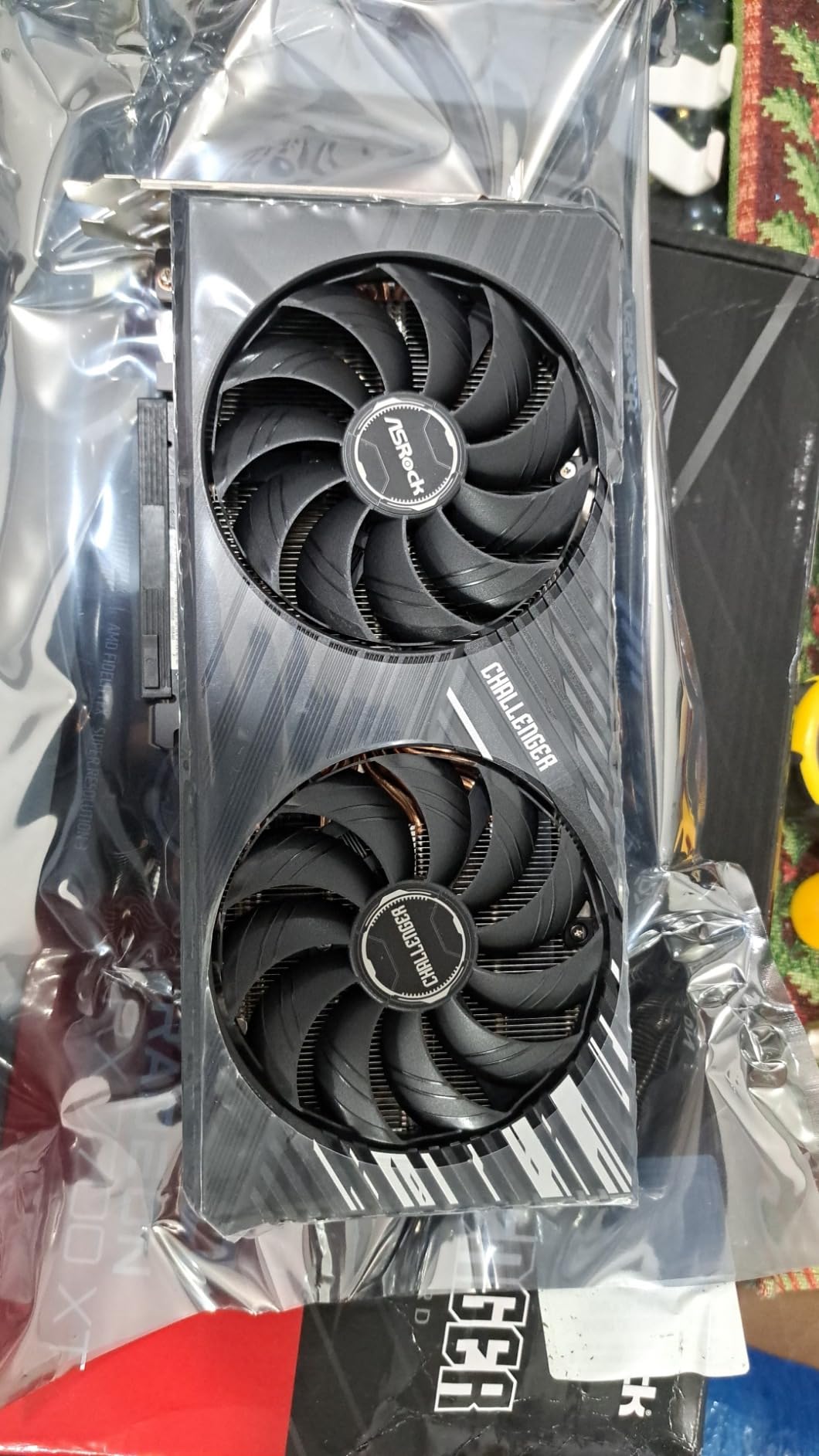 ASRock AMD Radeon RX 7700 XT Challenger 12GB GDDR6 192-bit 0dB Silent Cooling Graphics Card customer photo 2