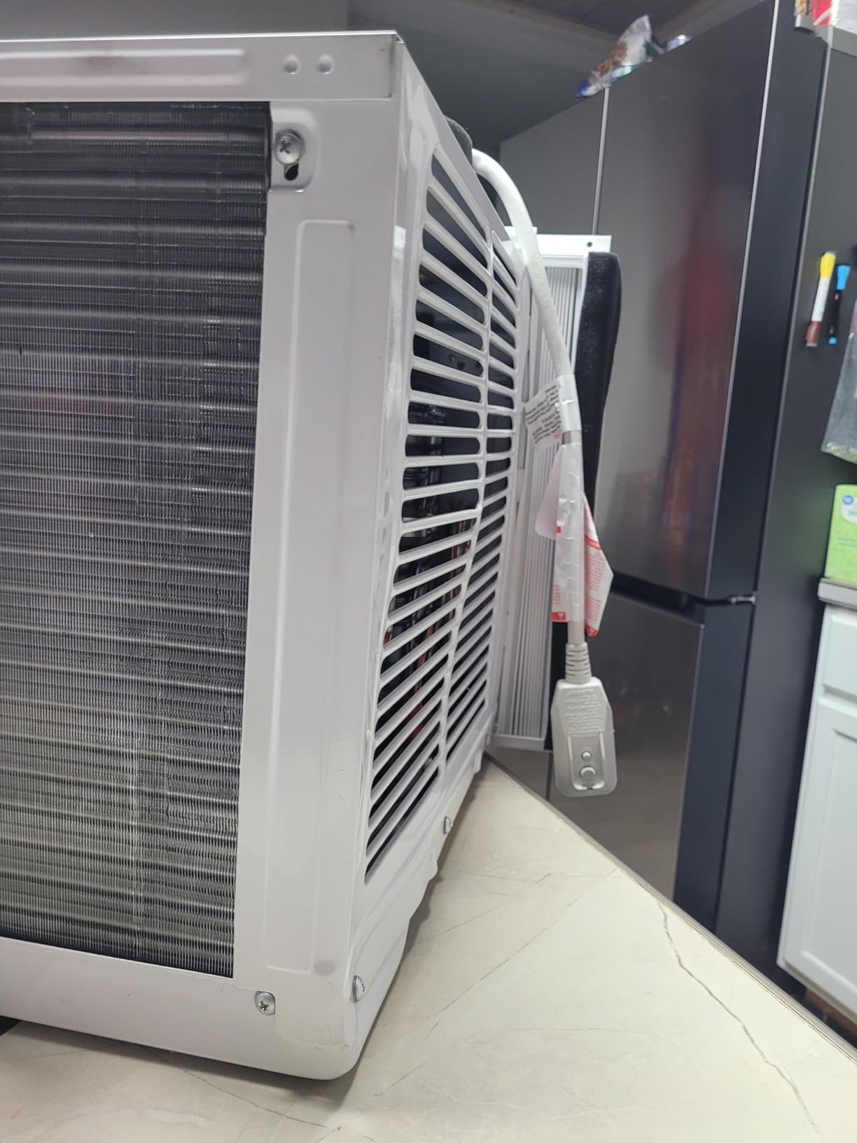 Keystone 12,000 BTU Window Air Conditioner with 11,000 BTU Supplemental Heating and Dehumidification, 230V, Window AC Unit for Living Room, Apartment, Medium Sized Rooms up to 550 Sq.Ft. customer photo 1