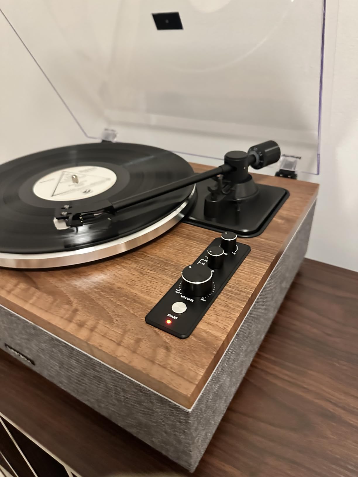 ONE-S Vinyl Record Player with Bluetooth Input/Output, All-in-One Vintage Turntable Built in Speakers, Phono Preamp & DSP, AT-3600L Cartridge, 33/45 RPM (Walnut) customer photo 2