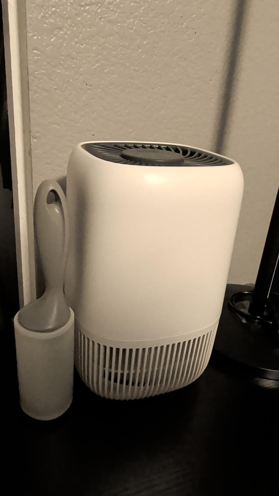 Air Purifiers for Office with H13 Quiet HEPA Filter Up to 1076 Feet, Pet Family, Pollen, Smoke, Compact Air Cleaner with 3 Speeds, Timer, Aroma Quiet, 360°Intake, for Home Bedroom, Black customer photo 1