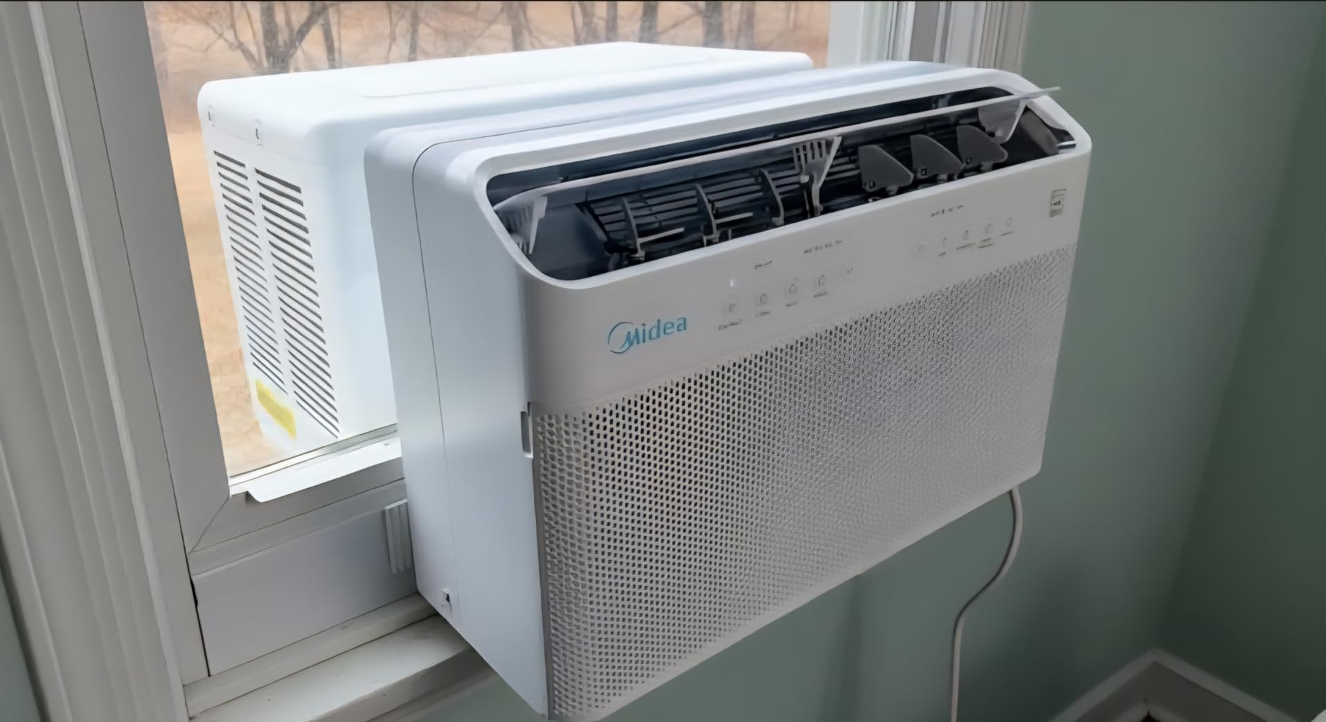 Midea 12,000 BTU U-Shaped Smart Inverter Window Air Conditioner - Cools 550 Sq Ft, Ultra Quiet with Open Window Flexibility - 35% Energy Savings customer photo 2