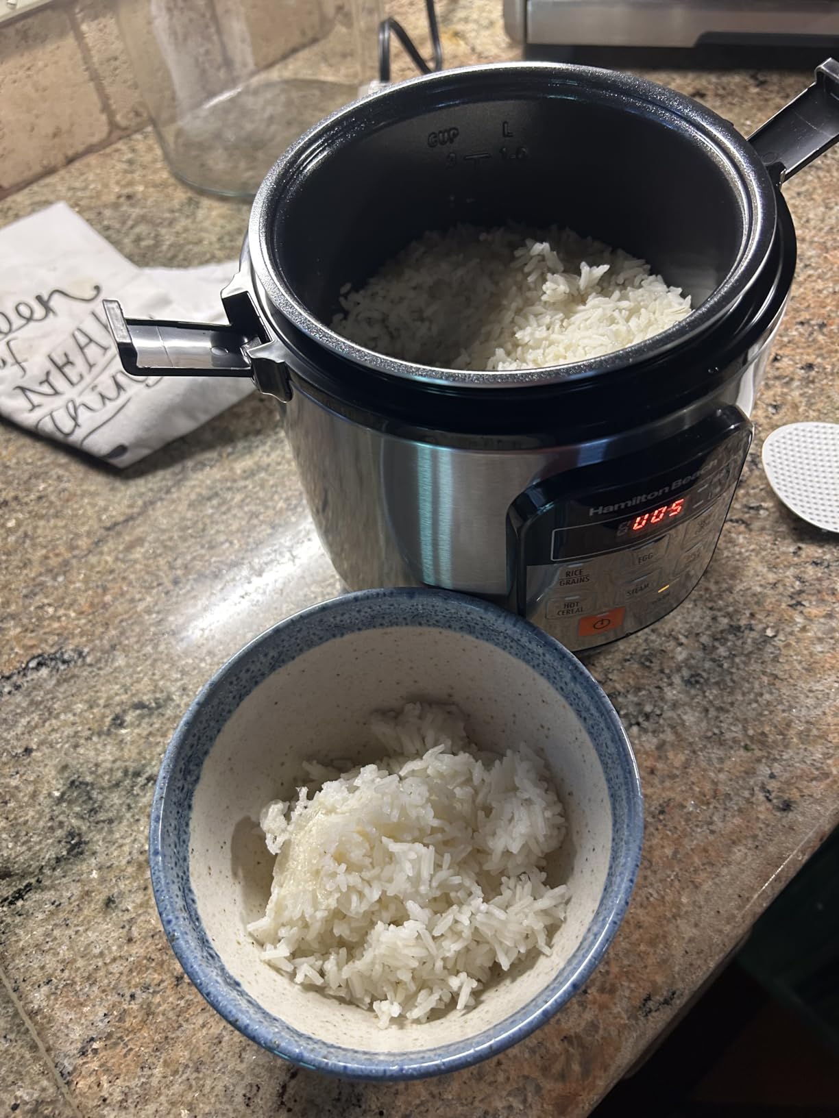 Hamilton Beach Digital Programmable Rice Cooker & Food Steamer, 8 Cups Cooked (4 Uncooked), With Steam & Rinse Basket, Stainless Steel (37518) customer photo 1