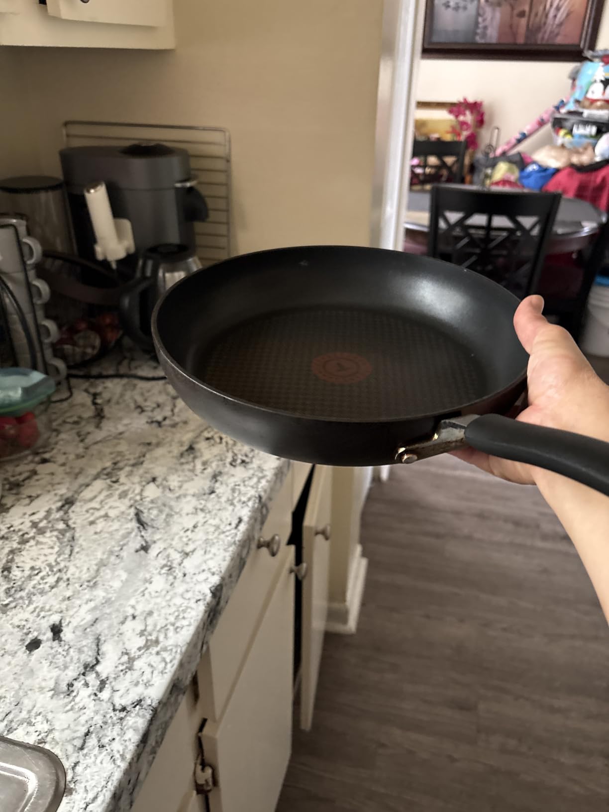T-fal Ultimate Hard Anodized Nonstick Fry Pan Set 2 Piece, 10, 12 Inch, Oven Broiler Safe 400F, Cookware, Pots and Pans Set Non Stick, Kitchen Frying Pans, Cooking Skillets, Dishwasher Safe, Grey customer photo 1