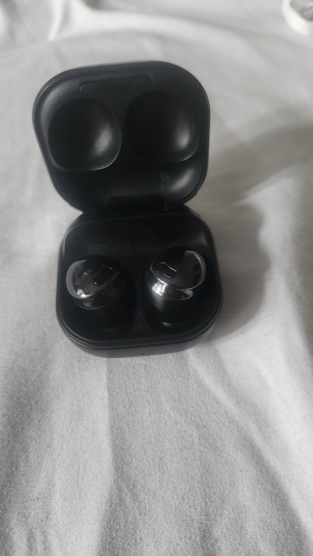SAMSUNG Galaxy Buds Pro, Bluetooth Earbuds, True Wireless, Noise Cancelling, Charging Case, Quality Sound, Water Resistant, Phantom Black (US Version) (Renewed) customer photo 1
