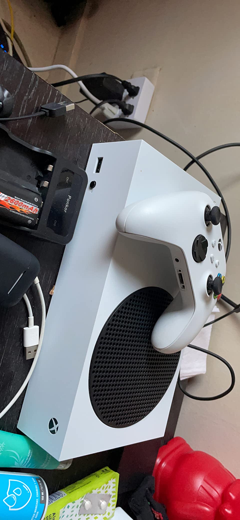 Xbox Series S - Fortnite & Rocket League Bundle customer photo 2