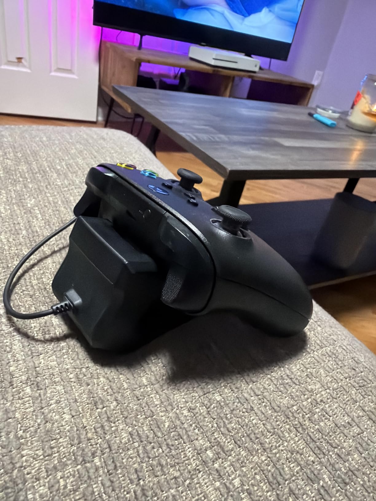 PowerA Solo Charging Stand for Xbox Series X|S - Black, Works with Xbox One, Charging Station for Xbox Wireless Controller, Officially Licensed customer photo 1