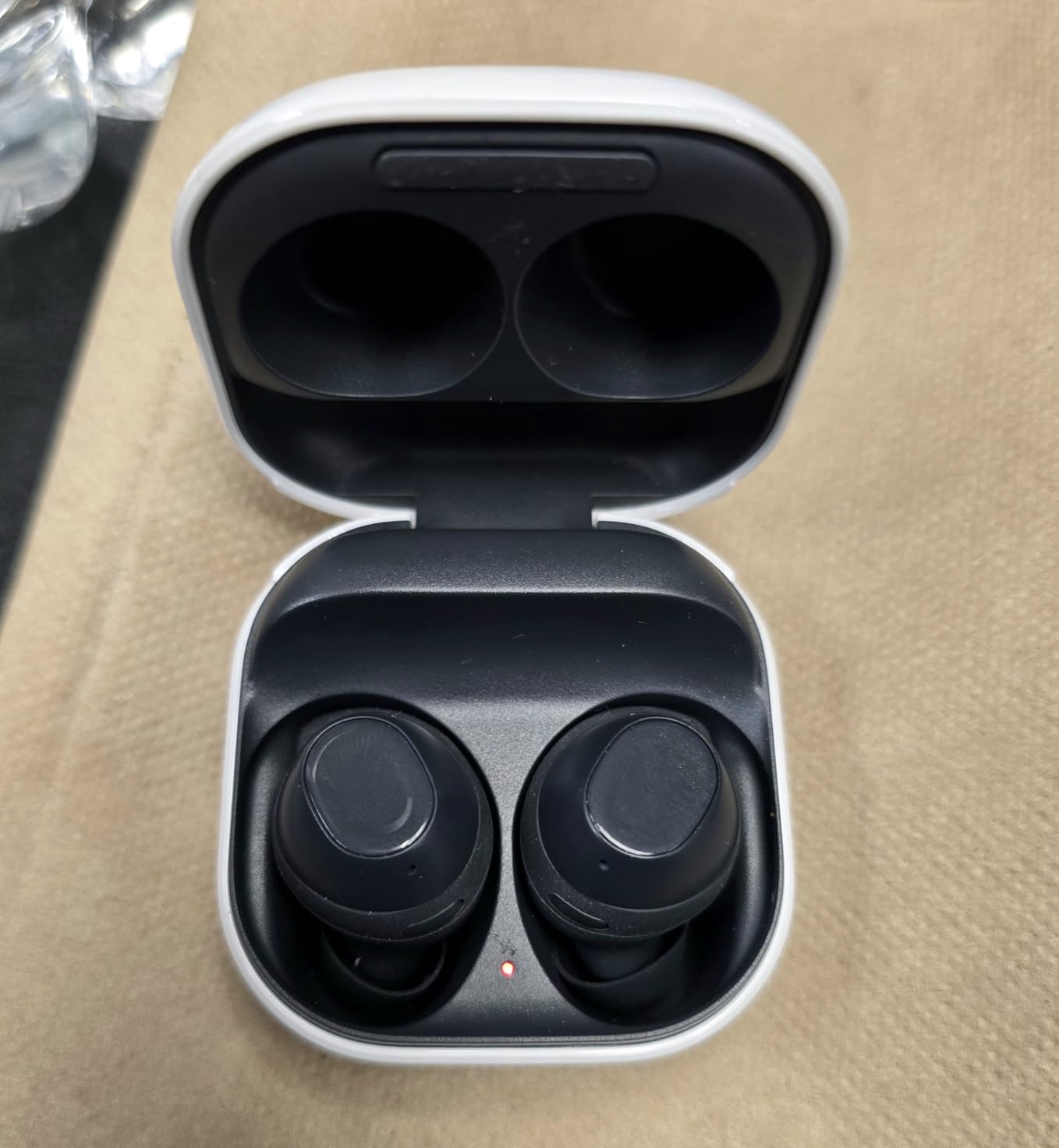 Galaxy Buds Fan Edition (FE) SM-R400, Active Noise-Cancelling, Wireless Bluetooth v5.2 Earbuds, Android 8.0 and Up - (Graphite) customer photo 2