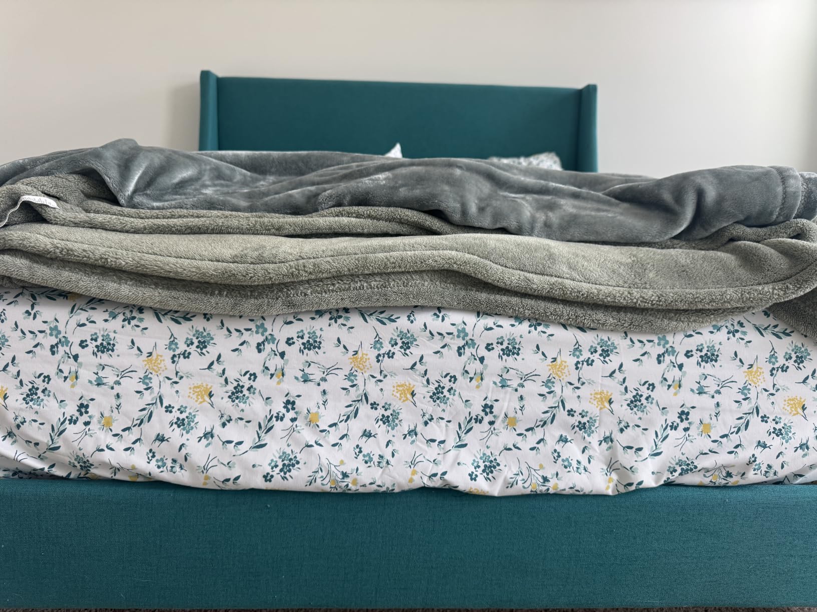 EGOHOME King Size Memory Foam Mattress, 12 Inch Bed Mattress in a Box with Cooling Green Tea Gel, Relieve Pressure with Medium Firm Support, CertiPUR-US Certified, 80''L x 76''W, White customer photo 1