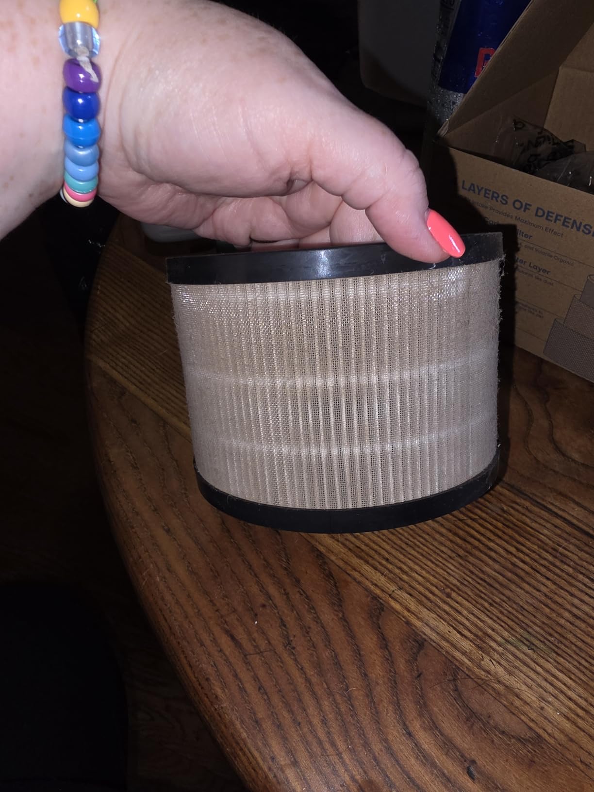 Air Purifiers for Home with High Efficiency Filter Up to 1076 Ft² for Pet Hair, Odors, Pollen, Smoke, Compact Air Cleaner with 3 Speeds, Timer, Aroma Quiet 360°Intake Filter, White customer photo 2