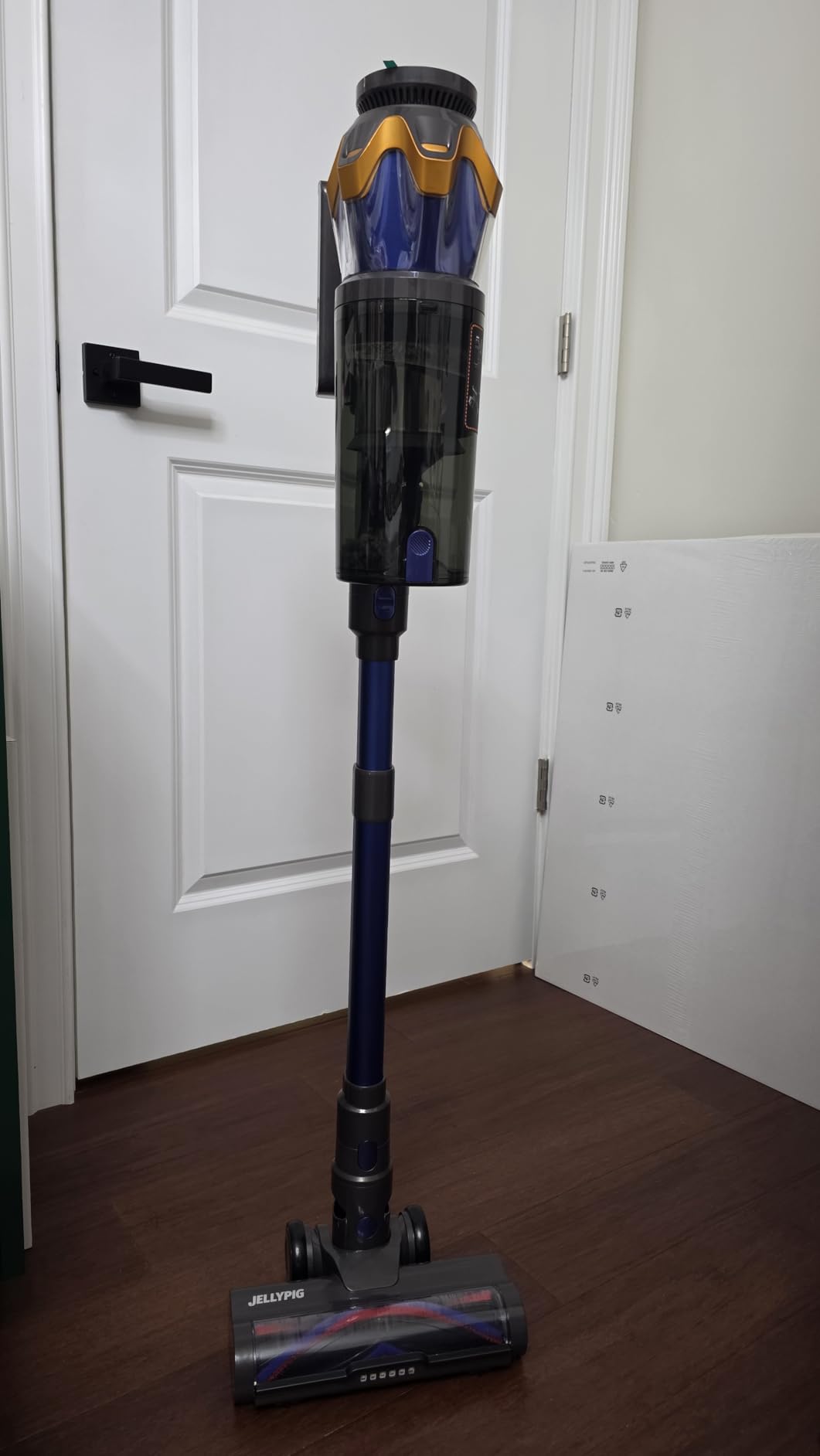 Cordless Vacuum Cleaner, Upgraded 650W 55KPA Cordless Stick Vacuum Cleaner with Self-Standing and Touch Screen, Anti-tangle Wireless Vacuum, Vacuum Cleaners for Home/Pet Hair/Carpets/Floors customer photo 1