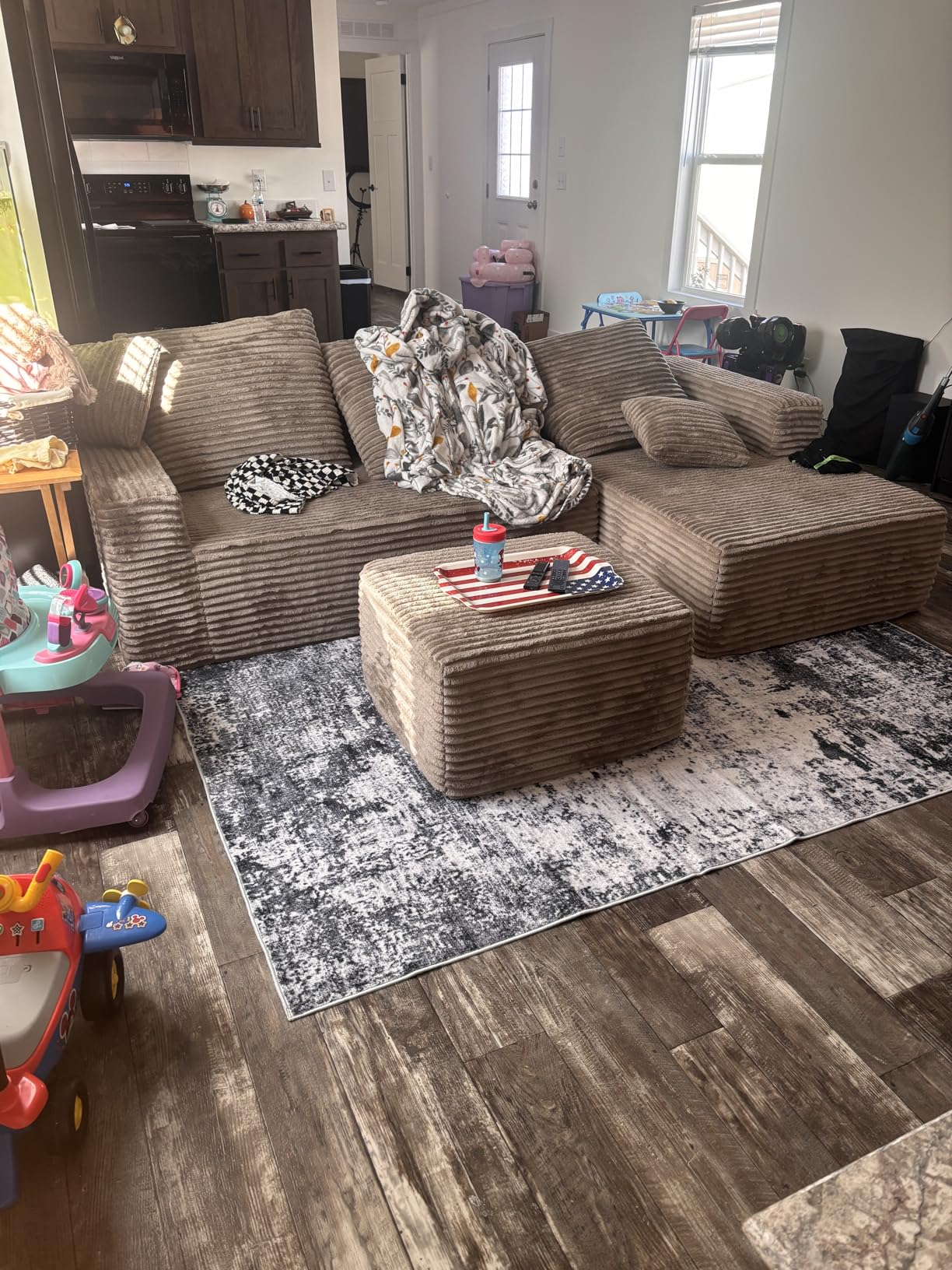 5x7 Area Rug Living Room Rug: Washable Modern Abstract Soft Thin Rug Indoor Floor No Slip Stain Resistant Carpet for Bedroom Dining Room Farmhouse Nursery Home Office - Black customer photo 2