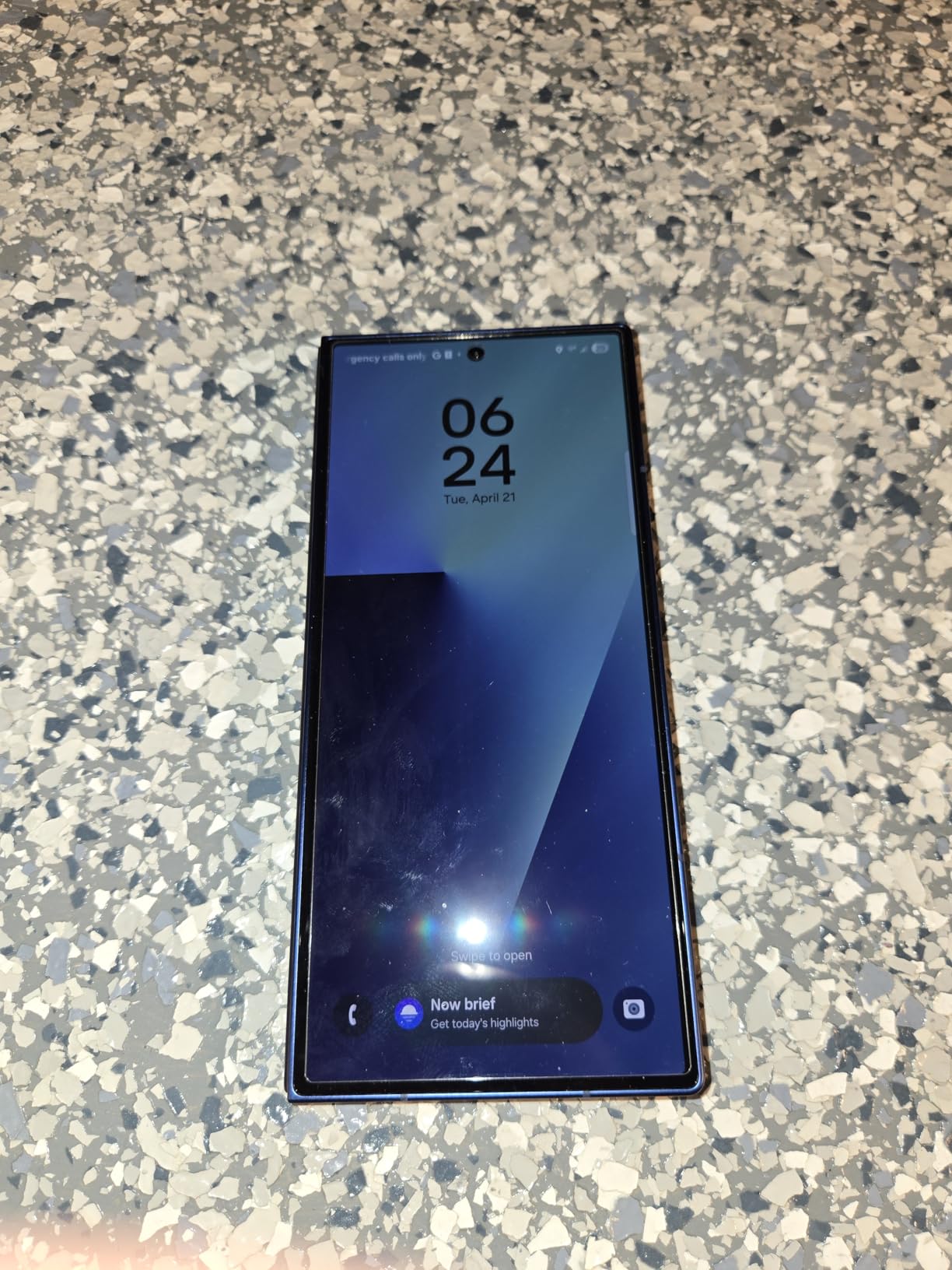 Galaxy Z Fold7 Cell Phone, 256GB AI Smartphone, Unlocked Android, AI Photo Edits, Large Screen, Long Battery Life, 2025, US 1 Yr Manufacturer Warranty, Silver Shadow customer photo 1