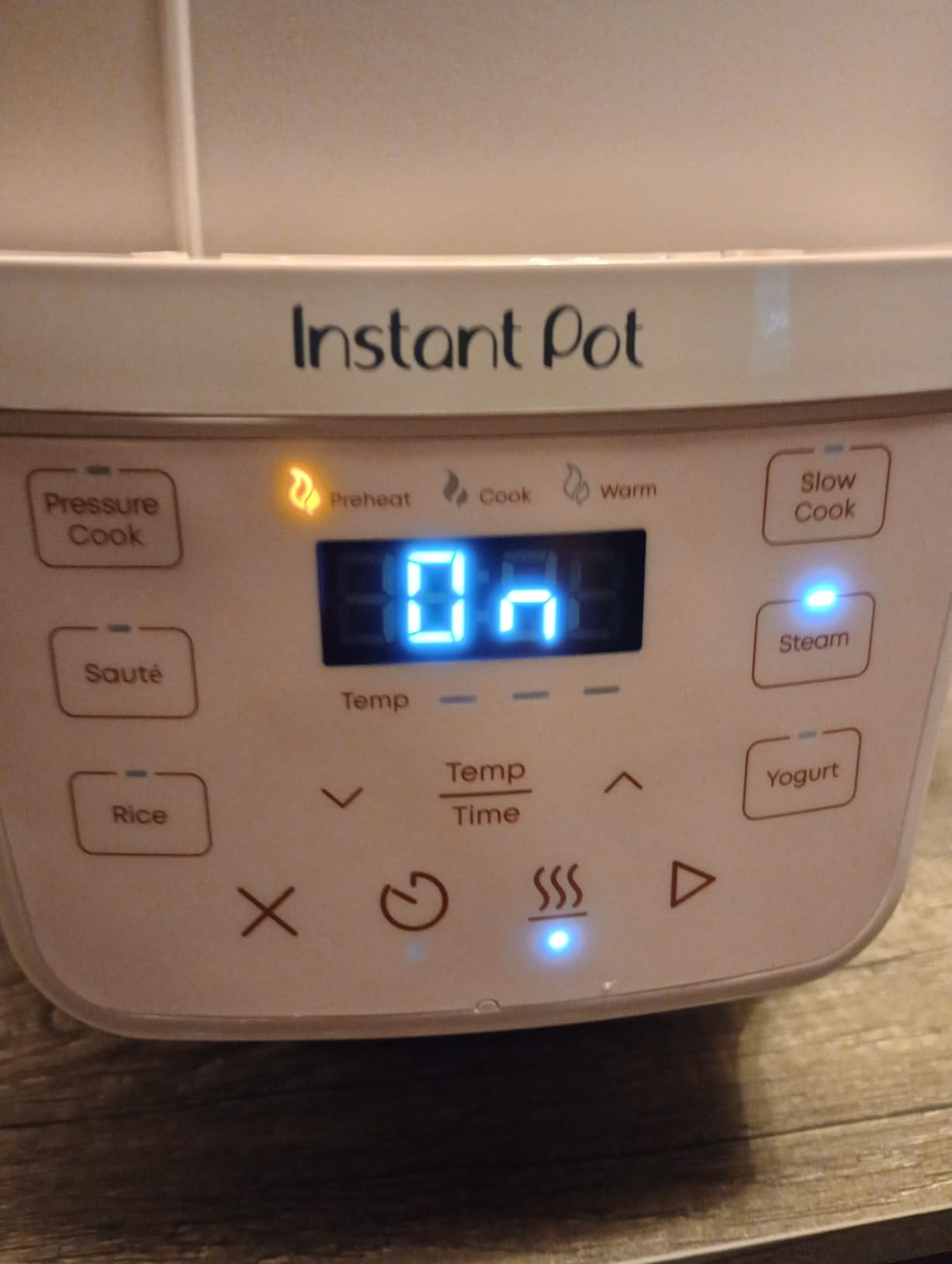 Instant Pot RIO 4QT Mini 7-in-1 Multi-Cooker, Pressure Cooker, Slow cook, Sauté, Steam, Rice Maker, Yogurt, & Warmer, Black, 4 Quarts customer photo 1