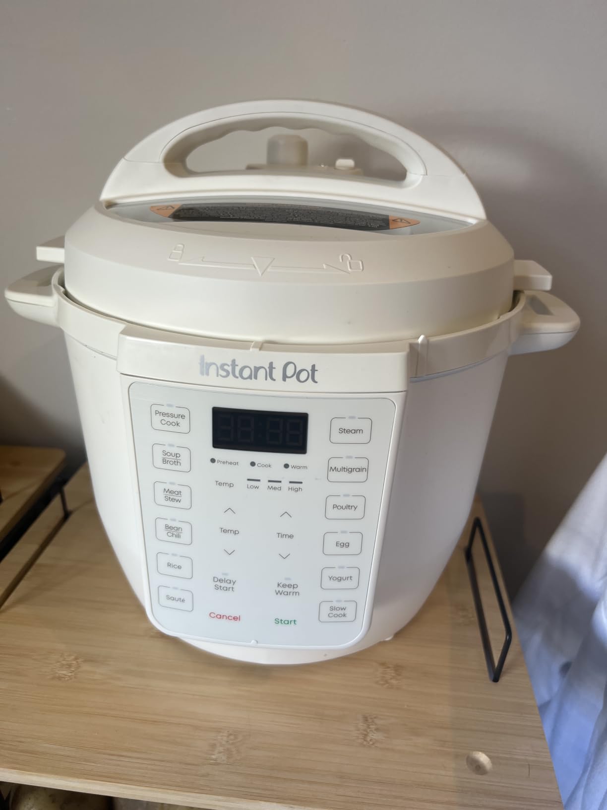 Instant Pot RIO 4QT Mini 7-in-1 Multi-Cooker, Pressure Cooker, Slow cook, Sauté, Steam, Rice Maker, Yogurt, & Warmer, Black, 4 Quarts customer photo 2