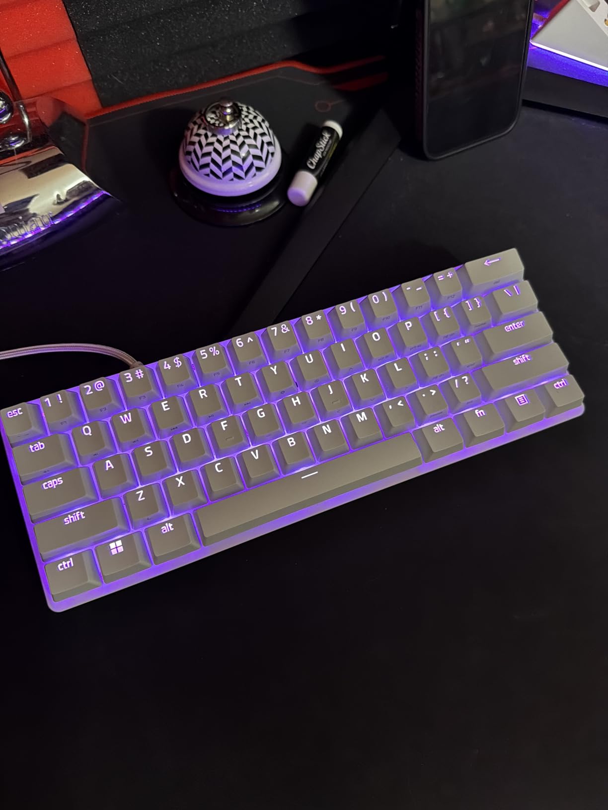 Razer Huntsman Mini 60% Gaming Keyboard: Linear Optical Switches - Aluminum Top Frame - Chroma RGB Lighting - PBT Keycaps - Onboard Memory - Snap Tap - White customer photo 1