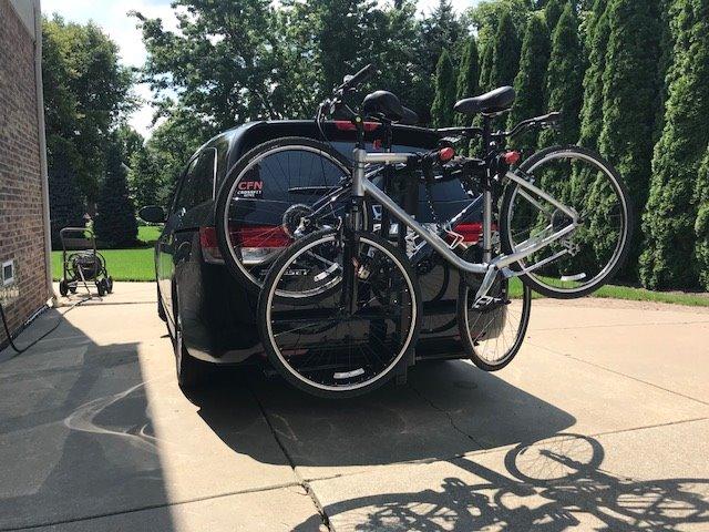 Yakima DoubleDown 4 Hitch Mount Bike Rack - 4-Bike Carrier for Car, SUV & Truck customer photo 2