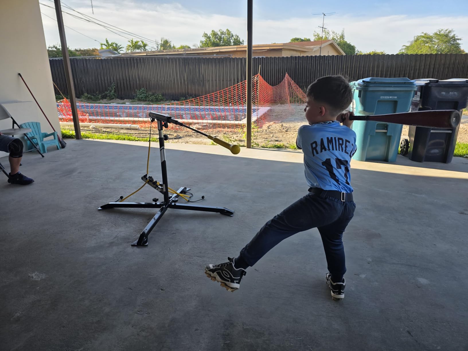 SKLZ Hurricane Baseball and Softball Swing Trainer, Adjustable Power Band System with Anti-Dent Ball Head, Height 23 to 38 Inches, Solo Hitting Practice for Youth Ages 14 and Under customer photo 1