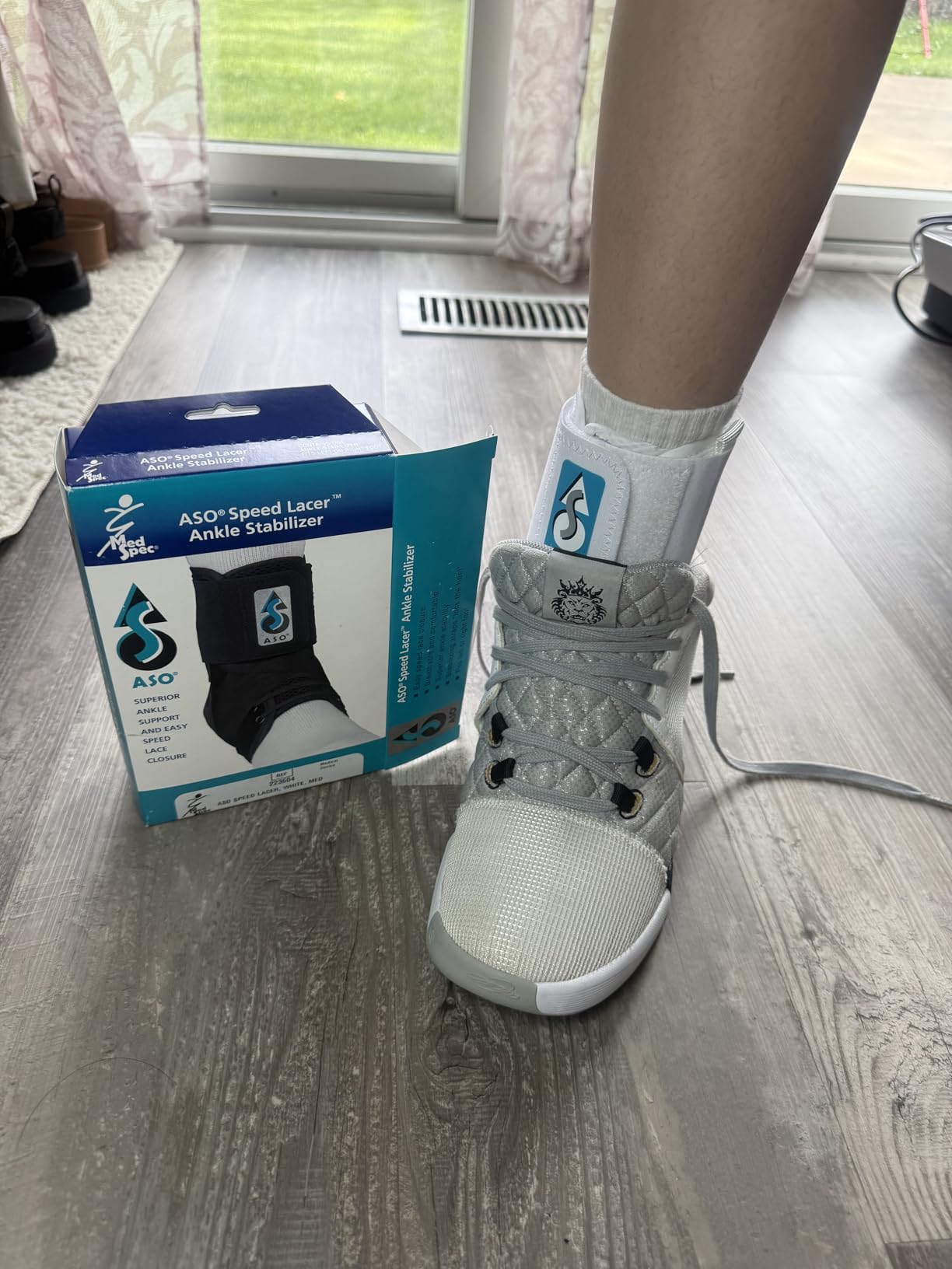 Med Spec ASO Speed Lacer - Ankle Brace for Sprained Ankle and Peroneal Tendonitis, Orthopedic Ankle Support for Men, Women, Adults, Teens and Kids, Sports Injury Recovery customer photo 2